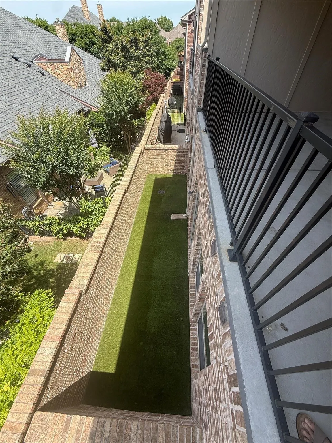 Townhouse For Rent in Denton County , 4229 Colton Drive, Carrollton, Texas 75010, 3 Bedrooms, 4 Bathrooms, 2 Garage spaces, 2,296 Sqft, built in 2016, Price $3,675, mls#21325059, Real Estate Agent in Carrollton, Homes For Rent in Denton county, Homes For Rent in Carrollton, Realtor in Carrollton Texas, Real Estate Brokerage Independent Realty Texas, Luminita Cordes Realtor