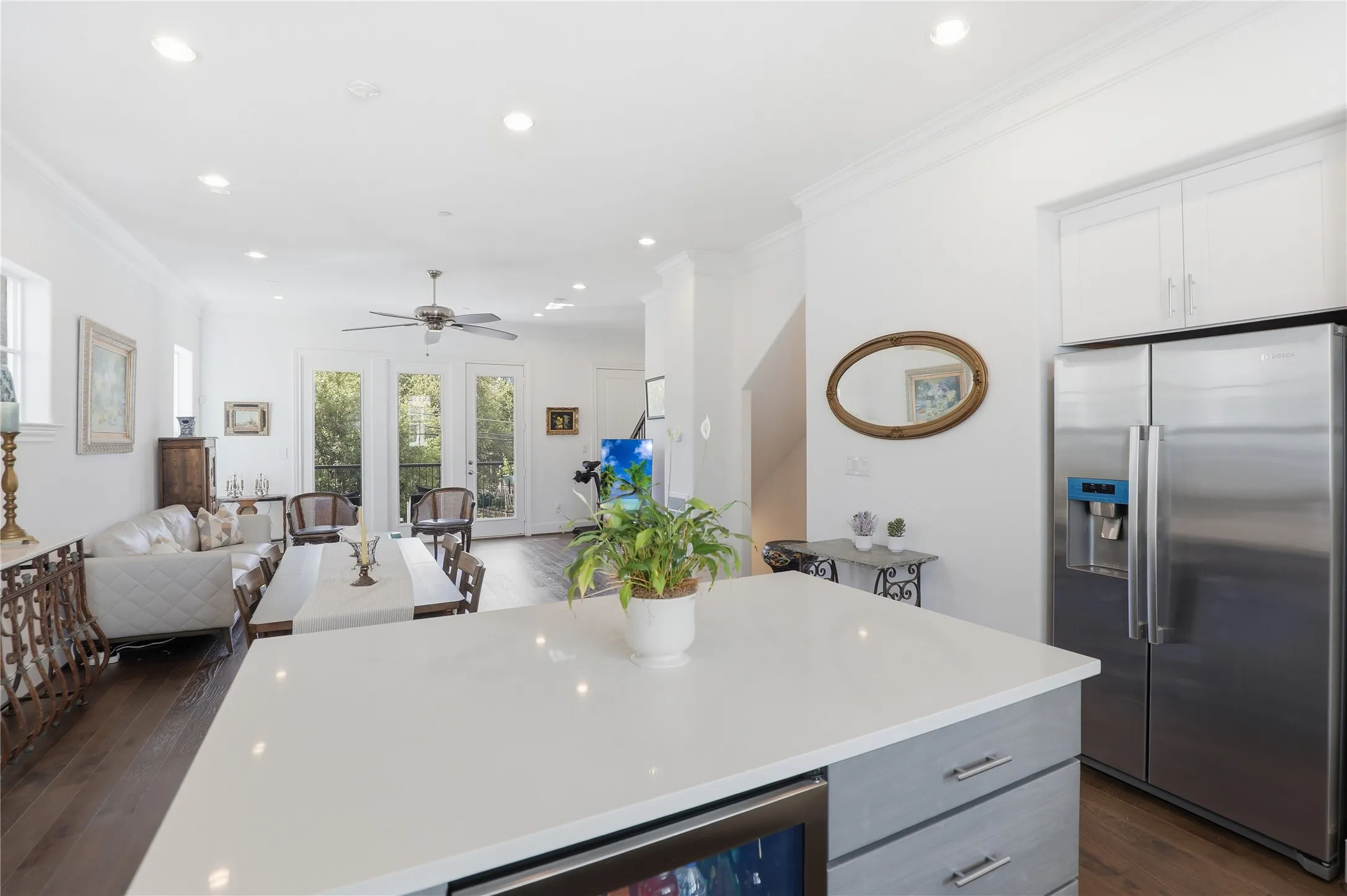 Townhouse For Sale in Dallas County , 7333 Valley View Lane 607, Dallas, Texas 75240, 3 Bedroom, 4 Bathroom, 2 Garage spaces, 1,897 Sqft, built in 2019, mls#21325225, Real Estate Agent in Dallas, Homes For Sale in Dallas county, Homes For Sale in Dallas, Realtor in Dallas Texas, Real Estate Brokerage Independent Realty Texas, Luminita Cordes Realtor