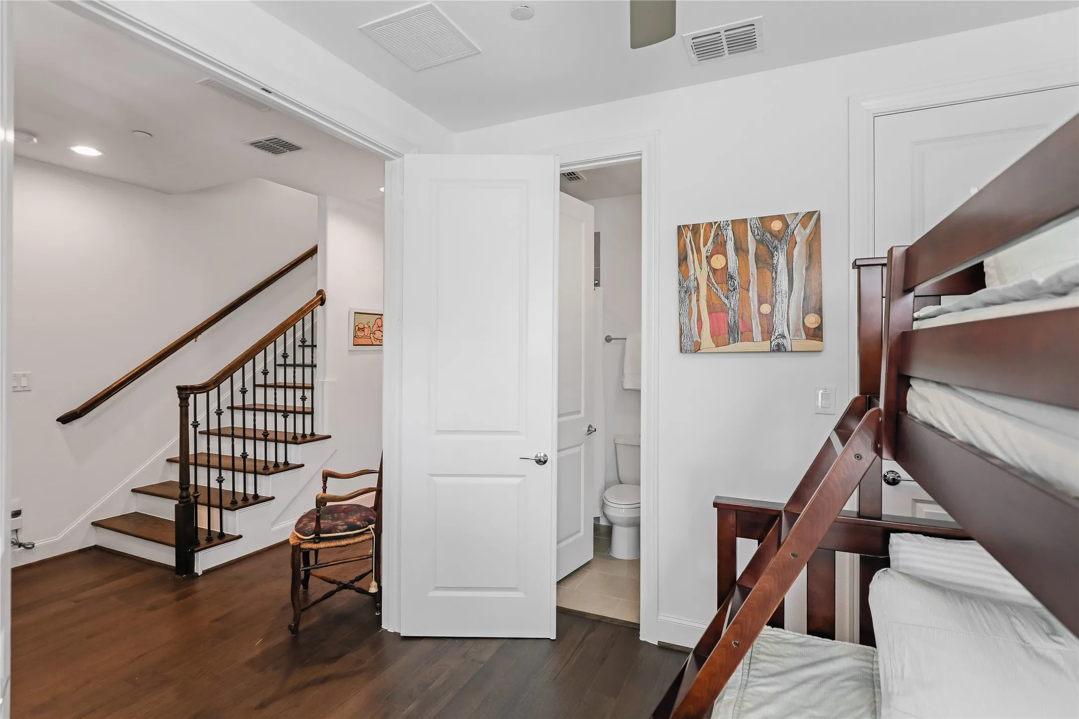 Townhouse For Sale in Dallas County , 7333 Valley View Lane 607, Dallas, Texas 75240, 3 Bedroom, 4 Bathroom, 2 Garage spaces, 1,897 Sqft, built in 2019, mls#21325225, Real Estate Agent in Dallas, Homes For Sale in Dallas county, Homes For Sale in Dallas, Realtor in Dallas Texas, Real Estate Brokerage Independent Realty Texas, Luminita Cordes Realtor