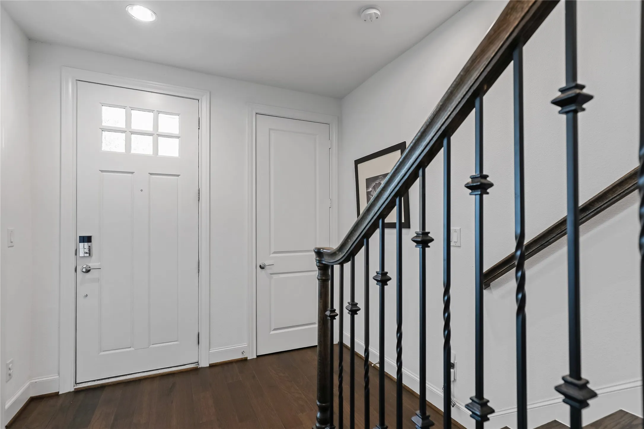 Townhouse For Sale in Dallas County , 7333 Valley View Lane 607, Dallas, Texas 75240, 3 Bedroom, 4 Bathroom, 2 Garage spaces, 1,897 Sqft, built in 2019, mls#21325225, Real Estate Agent in Dallas, Homes For Sale in Dallas county, Homes For Sale in Dallas, Realtor in Dallas Texas, Real Estate Brokerage Independent Realty Texas, Luminita Cordes Realtor