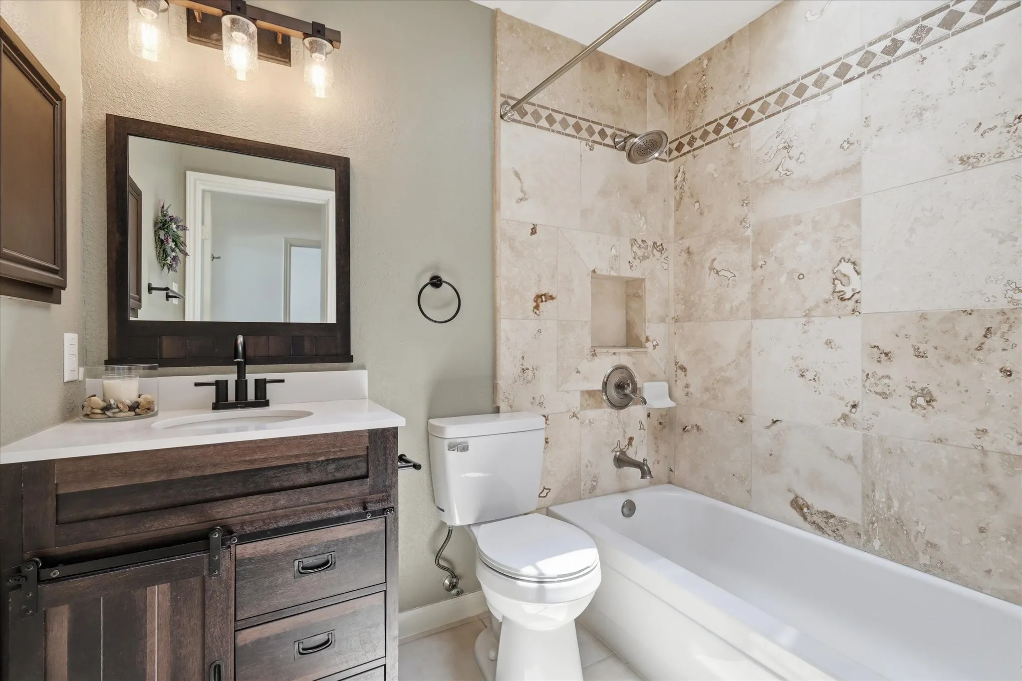 Single Family Residence For Sale in Denton County , 1324 Falcon Drive, Lewisville, Texas 75077, 3 Bedroom, 2 Bathroom, 2 Garage spaces, 1,775 Sqft, built in 1988, mls#21323260, Real Estate Agent in Lewisville, Homes For Sale in Denton county, Homes For Sale in Lewisville, Realtor in Lewisville Texas, Real Estate Brokerage Independent Realty Texas, Luminita Cordes Realtor