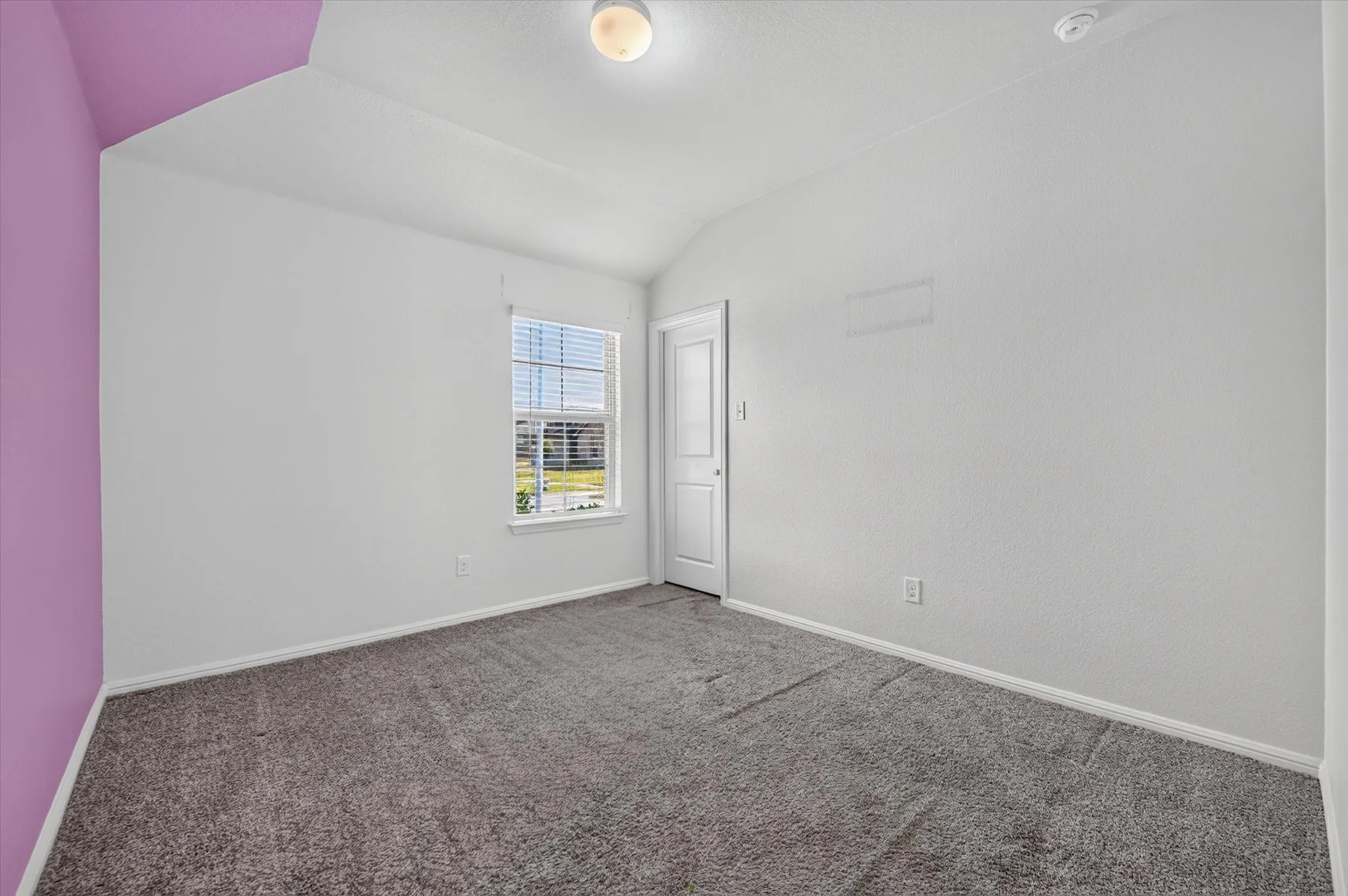 Single Family Residence For Sale in Tarrant County , 9745 Mint Hill Drive, Fort Worth, Texas 76108, 3 Bedroom, 2 Bathroom, 2 Garage spaces, 1,435 Sqft, built in 2020, mls#21323774, Real Estate Agent in Fort Worth, Homes For Sale in Tarrant county, Homes For Sale in Fort Worth, Realtor in Fort Worth Texas, Real Estate Brokerage Independent Realty Texas, Luminita Cordes Realtor