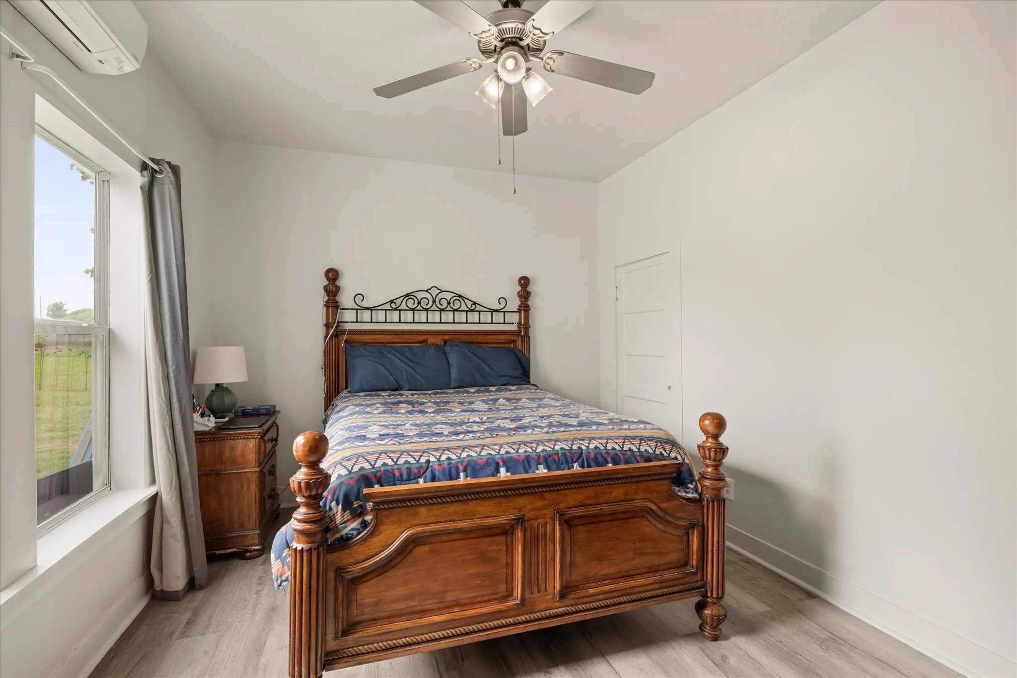 Single Family Residence For Sale in Erath County , 11755 W FM 8, Stephenville, Texas 76401, 4 Bedroom, 2 Bathroom, 3 Garage spaces, 1,968 Sqft, built in 1920, mls#21326968, Real Estate Agent in Stephenville, Homes For Sale in Erath county, Homes For Sale in Stephenville, Realtor in Stephenville Texas, Real Estate Brokerage Independent Realty Texas, Luminita Cordes Realtor