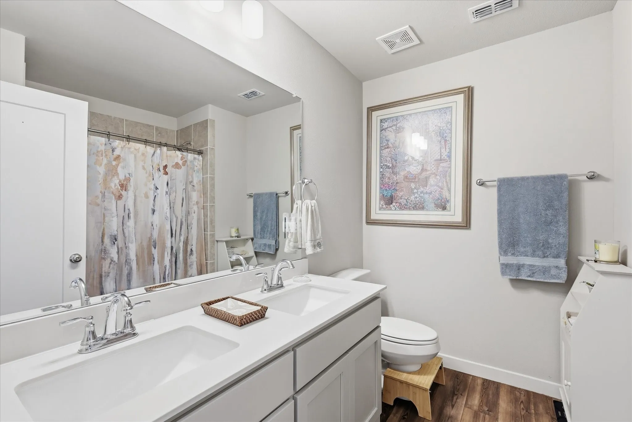 Single Family Residence For Sale in Tarrant County , 10533 Big Lagoon Drive, Fort Worth, Texas 76179, 4 Bedroom, 3 Bathroom, 2 Garage spaces, 2,251 Sqft, built in 2021, mls#21326867, Real Estate Agent in Fort Worth, Homes For Sale in Tarrant county, Homes For Sale in Fort Worth, Realtor in Fort Worth Texas, Real Estate Brokerage Independent Realty Texas, Luminita Cordes Realtor