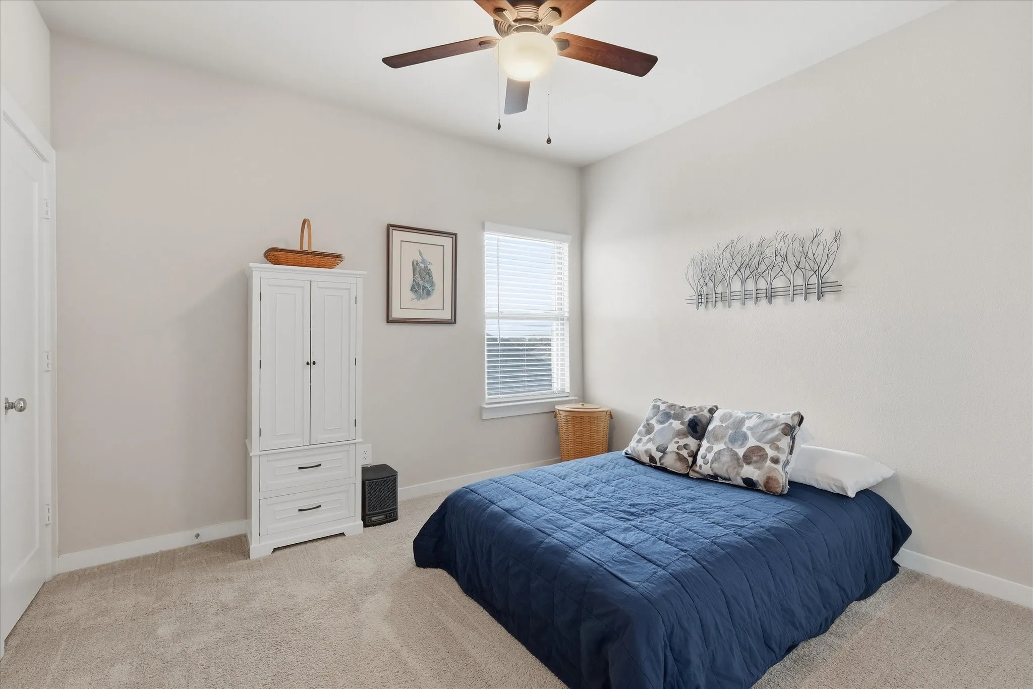 Single Family Residence For Sale in Tarrant County , 10533 Big Lagoon Drive, Fort Worth, Texas 76179, 4 Bedroom, 3 Bathroom, 2 Garage spaces, 2,251 Sqft, built in 2021, mls#21326867, Real Estate Agent in Fort Worth, Homes For Sale in Tarrant county, Homes For Sale in Fort Worth, Realtor in Fort Worth Texas, Real Estate Brokerage Independent Realty Texas, Luminita Cordes Realtor