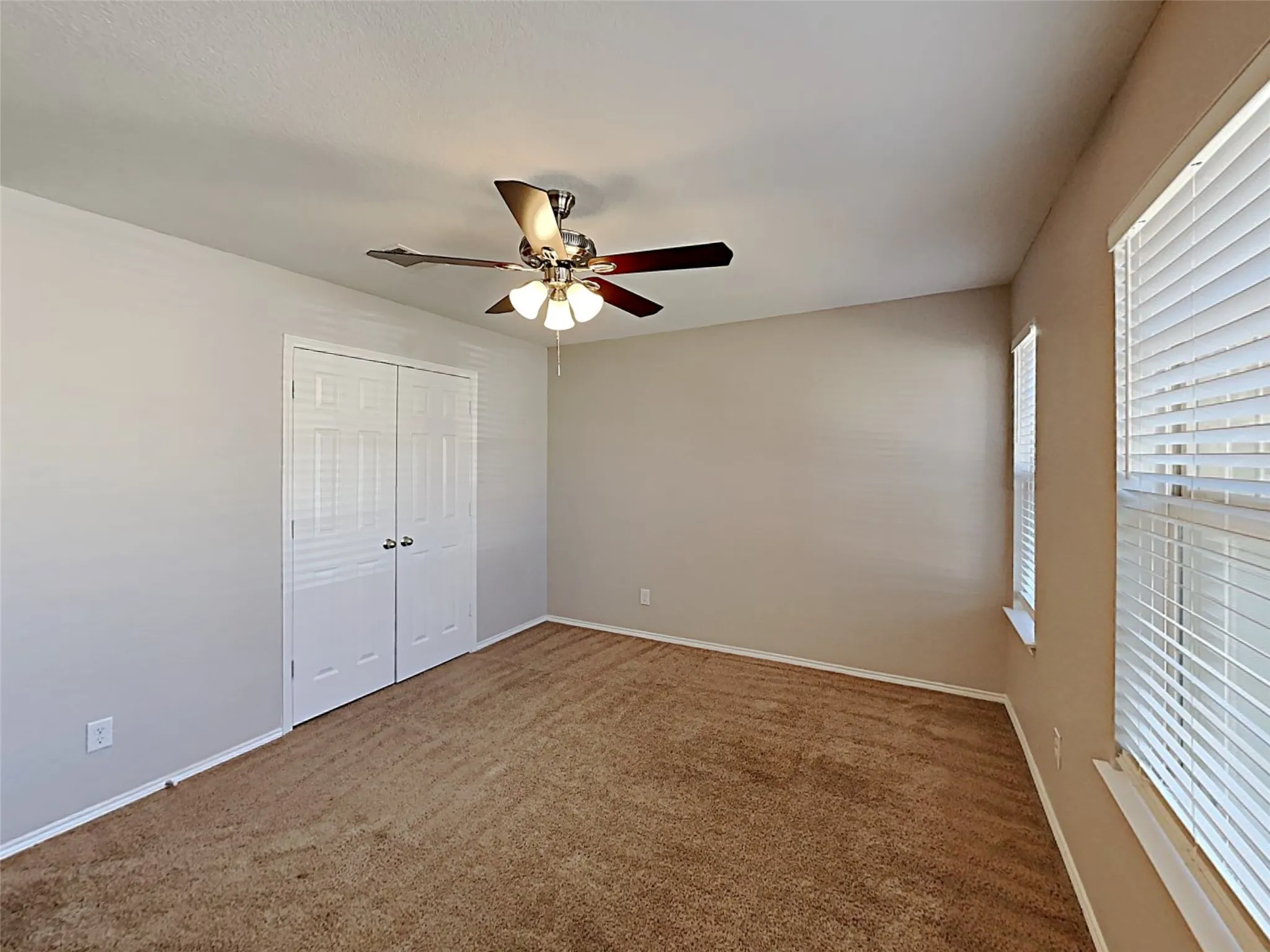 Single Family Residence For Rent in Tarrant County , 632 Hutchins Drive, Crowley, Texas 76036, 3 Bedroom, 2 Bathroom, 2 Garage spaces, 1,815 Sqft, built in 2014, mls#21327027, Real Estate Agent in Crowley, Homes For Rent in Tarrant county, Homes For Rent in Crowley, Realtor in Crowley Texas, Real Estate Brokerage Independent Realty Texas, Luminita Cordes Realtor