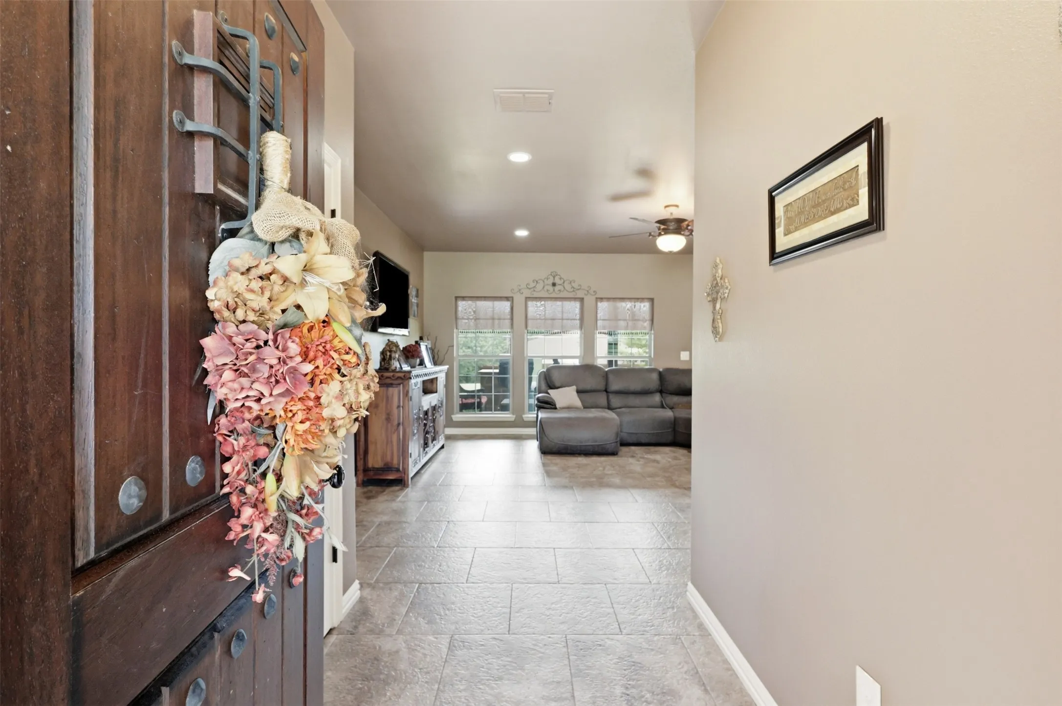 Single Family Residence For Sale in Parker County , 2951 Harwell Lake Road, Weatherford, Texas 76088, 4 Bedroom, 3 Bathroom, 2 Garage spaces, 2,655 Sqft, built in 2016, mls#21320445, Real Estate Agent in Weatherford, Homes For Sale in Parker county, Homes For Sale in Weatherford, Realtor in Weatherford Texas, Real Estate Brokerage Independent Realty Texas, Luminita Cordes Realtor