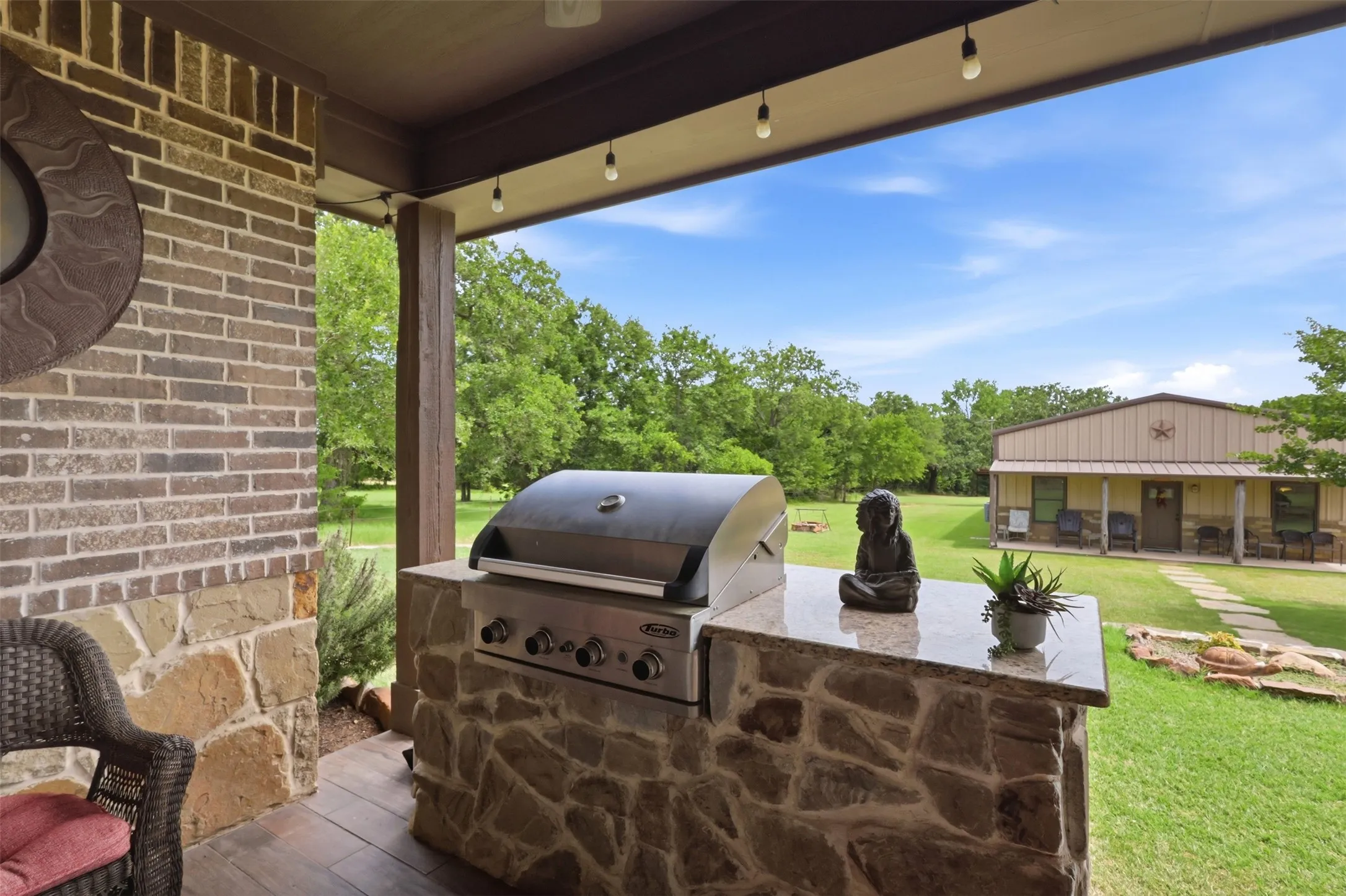 Single Family Residence For Sale in Parker County , 2951 Harwell Lake Road, Weatherford, Texas 76088, 4 Bedroom, 3 Bathroom, 2 Garage spaces, 2,655 Sqft, built in 2016, mls#21320445, Real Estate Agent in Weatherford, Homes For Sale in Parker county, Homes For Sale in Weatherford, Realtor in Weatherford Texas, Real Estate Brokerage Independent Realty Texas, Luminita Cordes Realtor