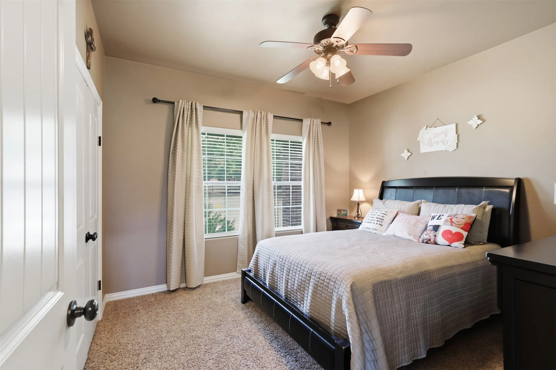 Single Family Residence For Sale in Parker County , 2951 Harwell Lake Road, Weatherford, Texas 76088, 4 Bedroom, 3 Bathroom, 2 Garage spaces, 2,655 Sqft, built in 2016, mls#21320445, Real Estate Agent in Weatherford, Homes For Sale in Parker county, Homes For Sale in Weatherford, Realtor in Weatherford Texas, Real Estate Brokerage Independent Realty Texas, Luminita Cordes Realtor