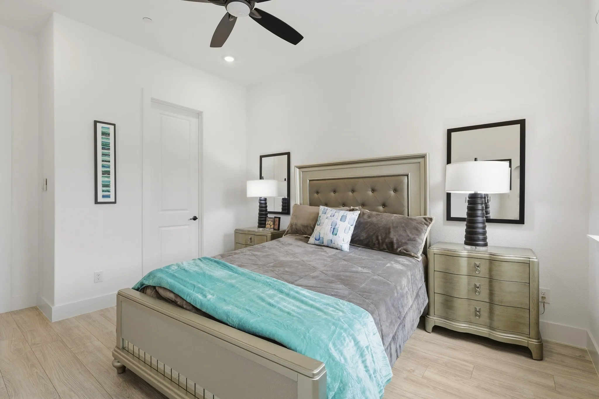 Townhouse For Sale in Denton County , 11948 Dahlia Bay Drive, Frisco, Texas 75033, 3 Bedroom, 3 Bathroom, 2 Garage spaces, 2,283 Sqft, built in 2024, mls#21325619, Real Estate Agent in Frisco, Homes For Sale in Denton county, Homes For Sale in Frisco, Realtor in Frisco Texas, Real Estate Brokerage Independent Realty Texas, Luminita Cordes Realtor
