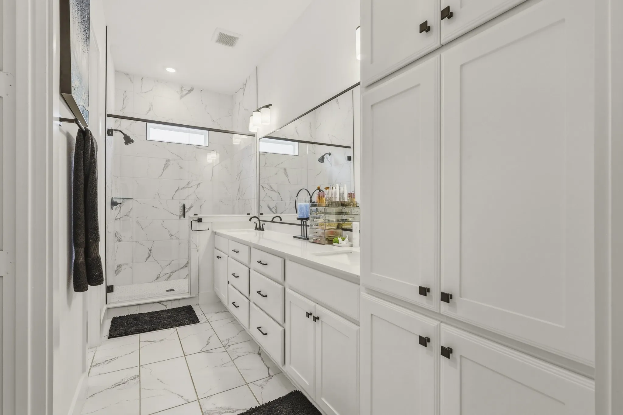 Townhouse For Sale in Denton County , 11948 Dahlia Bay Drive, Frisco, Texas 75033, 3 Bedroom, 3 Bathroom, 2 Garage spaces, 2,283 Sqft, built in 2024, mls#21325619, Real Estate Agent in Frisco, Homes For Sale in Denton county, Homes For Sale in Frisco, Realtor in Frisco Texas, Real Estate Brokerage Independent Realty Texas, Luminita Cordes Realtor
