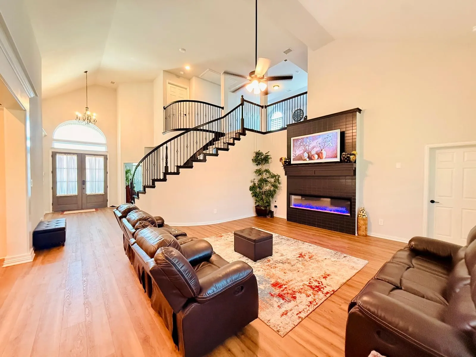 Single Family Residence For Sale in Ellis County , 214 Tradd Street, Glenn Heights, Texas 75154, 4 Bedrooms, 4 Bathrooms, 2 Garage spaces, 3,785 Sqft, built in 2022, Price $589,000, mls#21327057, Real Estate Agent in Glenn Heights, Homes For Sale in Ellis county, Homes For Sale in Glenn Heights, Realtor in Glenn Heights Texas, Real Estate Brokerage Independent Realty Texas, Luminita Cordes Realtor
