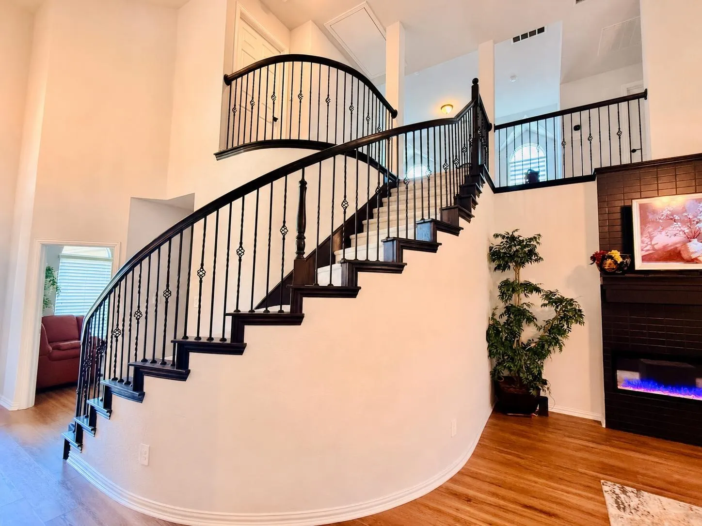 Single Family Residence For Sale in Ellis County , 214 Tradd Street, Glenn Heights, Texas 75154, 4 Bedrooms, 4 Bathrooms, 2 Garage spaces, 3,785 Sqft, built in 2022, Price $589,000, mls#21327057, Real Estate Agent in Glenn Heights, Homes For Sale in Ellis county, Homes For Sale in Glenn Heights, Realtor in Glenn Heights Texas, Real Estate Brokerage Independent Realty Texas, Luminita Cordes Realtor