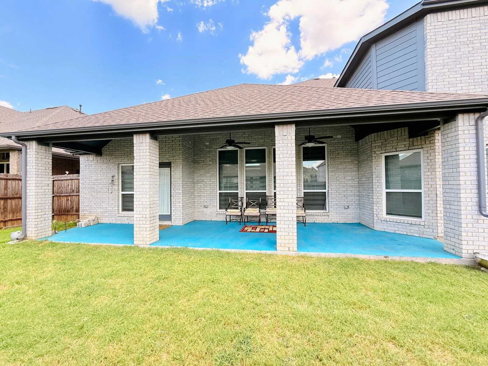 Single Family Residence For Sale in Ellis County , 214 Tradd Street, Glenn Heights, Texas 75154, 4 Bedrooms, 4 Bathrooms, 2 Garage spaces, 3,785 Sqft, built in 2022, Price $589,000, mls#21327057, Real Estate Agent in Glenn Heights, Homes For Sale in Ellis county, Homes For Sale in Glenn Heights, Realtor in Glenn Heights Texas, Real Estate Brokerage Independent Realty Texas, Luminita Cordes Realtor