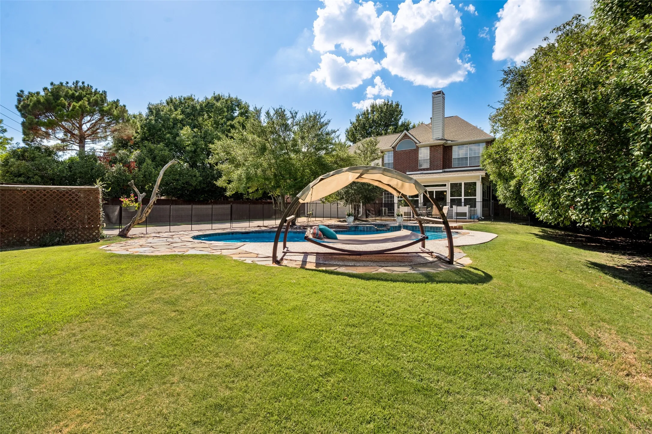 Single Family Residence For Sale in Collin County , 6040 Fieldstone Drive, Dallas, Texas 75252, 4 Bedroom, 3 Bathroom, 2 Garage spaces, 3,463 Sqft, built in 1993, mls#21325180, Real Estate Agent in Dallas, Homes For Sale in Collin county, Homes For Sale in Dallas, Realtor in Dallas Texas, Real Estate Brokerage Independent Realty Texas, Luminita Cordes Realtor