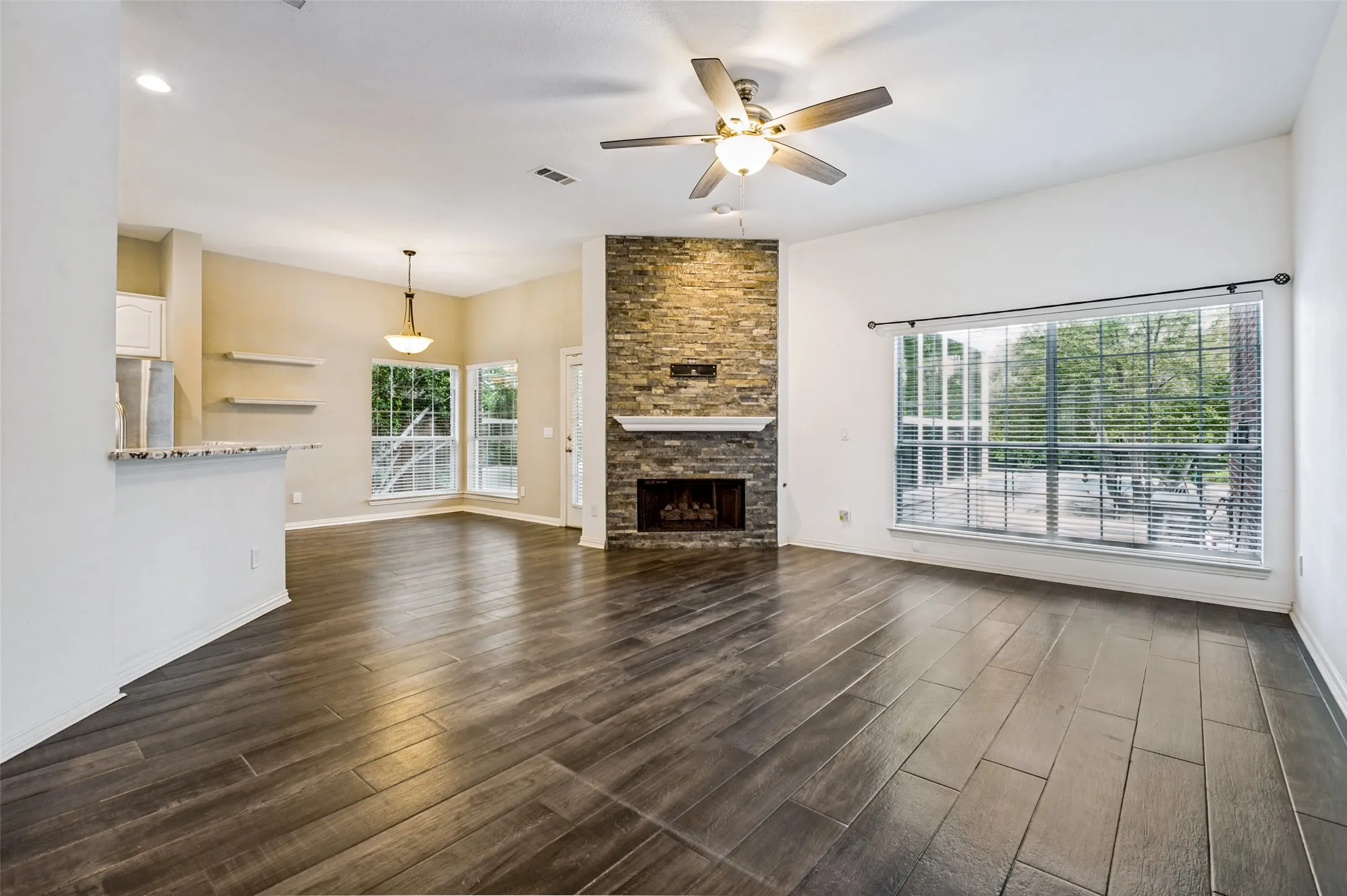 Single Family Residence For Sale in Collin County , 6040 Fieldstone Drive, Dallas, Texas 75252, 4 Bedroom, 3 Bathroom, 2 Garage spaces, 3,463 Sqft, built in 1993, mls#21325180, Real Estate Agent in Dallas, Homes For Sale in Collin county, Homes For Sale in Dallas, Realtor in Dallas Texas, Real Estate Brokerage Independent Realty Texas, Luminita Cordes Realtor