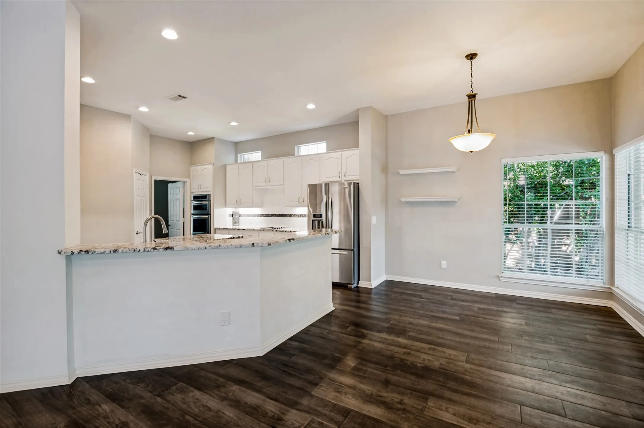 Single Family Residence For Sale in Collin County , 6040 Fieldstone Drive, Dallas, Texas 75252, 4 Bedroom, 3 Bathroom, 2 Garage spaces, 3,463 Sqft, built in 1993, mls#21325180, Real Estate Agent in Dallas, Homes For Sale in Collin county, Homes For Sale in Dallas, Realtor in Dallas Texas, Real Estate Brokerage Independent Realty Texas, Luminita Cordes Realtor
