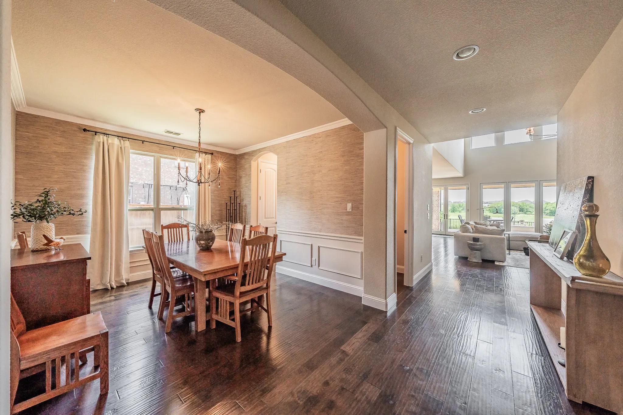 Single Family Residence For Sale in Denton County , 1233 Clearwater Drive, Frisco, Texas 75036, 4 Bedroom, 4 Bathroom, 2 Garage spaces, 3,744 Sqft, built in 2014, mls#21326991, Real Estate Agent in Frisco, Homes For Sale in Denton county, Homes For Sale in Frisco, Realtor in Frisco Texas, Real Estate Brokerage Independent Realty Texas, Luminita Cordes Realtor