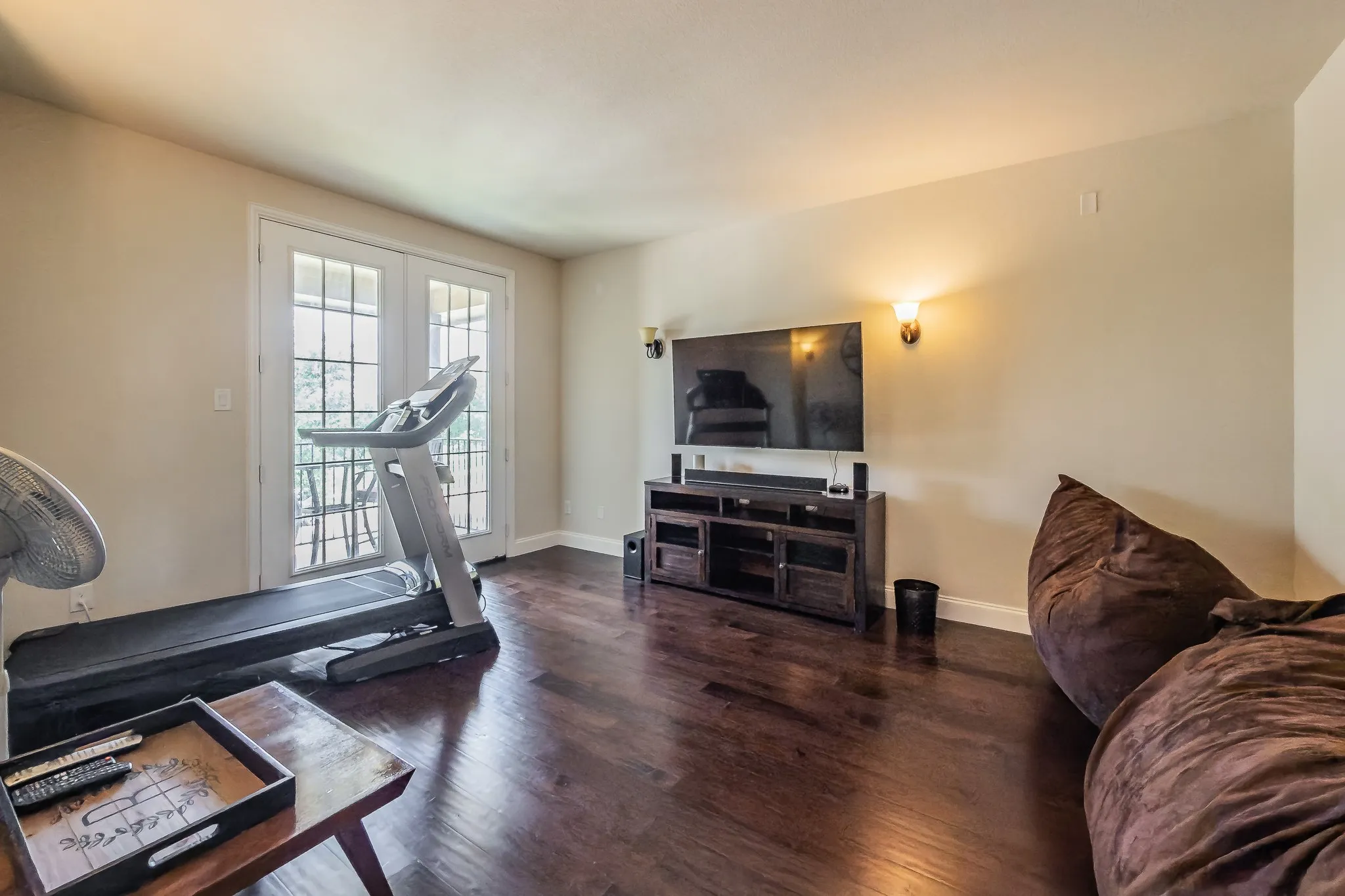 Media/work out/additional bedroom