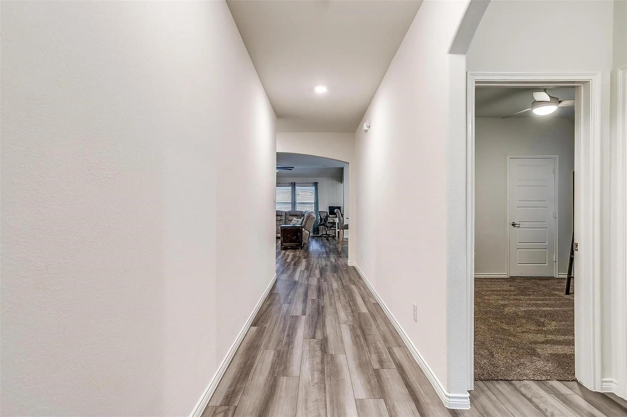 Single Family Residence For Rent in Denton County , 3309 Comal Drive, Little Elm, Texas 75068, 3 Bedroom, 2 Bathroom, Garage spaces, 1,689 Sqft, built in 2018, mls#21327071, Real Estate Agent in Little Elm, Homes For Rent in Denton county, Homes For Rent in Little Elm, Realtor in Little Elm Texas, Real Estate Brokerage Independent Realty Texas, Luminita Cordes Realtor