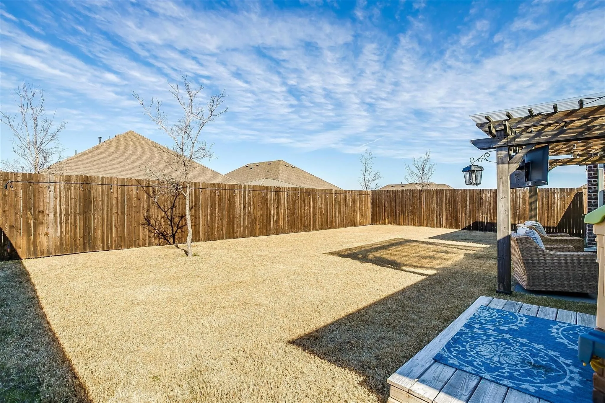 Single Family Residence For Rent in Denton County , 3309 Comal Drive, Little Elm, Texas 75068, 3 Bedroom, 2 Bathroom, Garage spaces, 1,689 Sqft, built in 2018, mls#21327071, Real Estate Agent in Little Elm, Homes For Rent in Denton county, Homes For Rent in Little Elm, Realtor in Little Elm Texas, Real Estate Brokerage Independent Realty Texas, Luminita Cordes Realtor