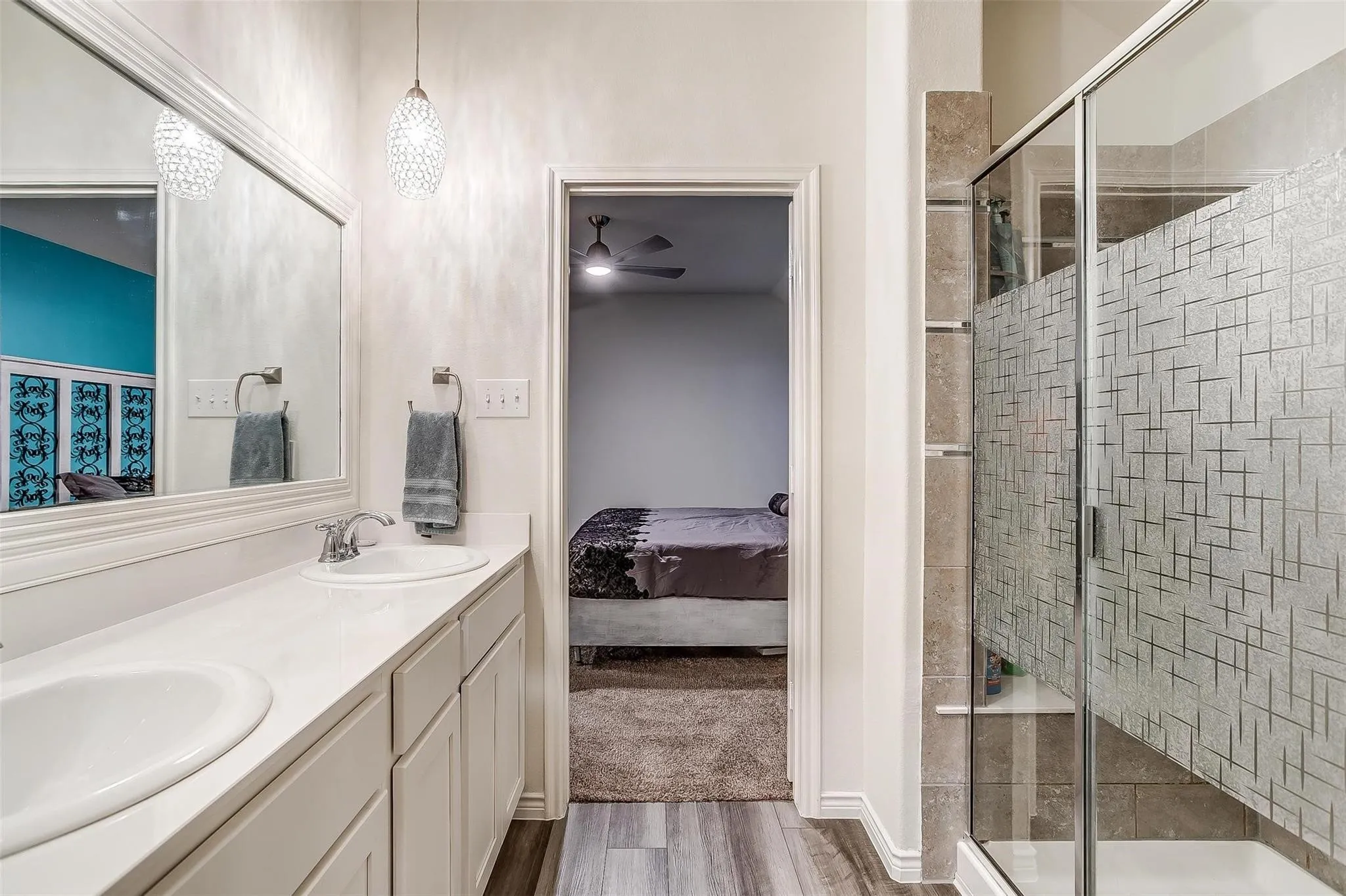 Single Family Residence For Rent in Denton County , 3309 Comal Drive, Little Elm, Texas 75068, 3 Bedroom, 2 Bathroom, Garage spaces, 1,689 Sqft, built in 2018, mls#21327071, Real Estate Agent in Little Elm, Homes For Rent in Denton county, Homes For Rent in Little Elm, Realtor in Little Elm Texas, Real Estate Brokerage Independent Realty Texas, Luminita Cordes Realtor