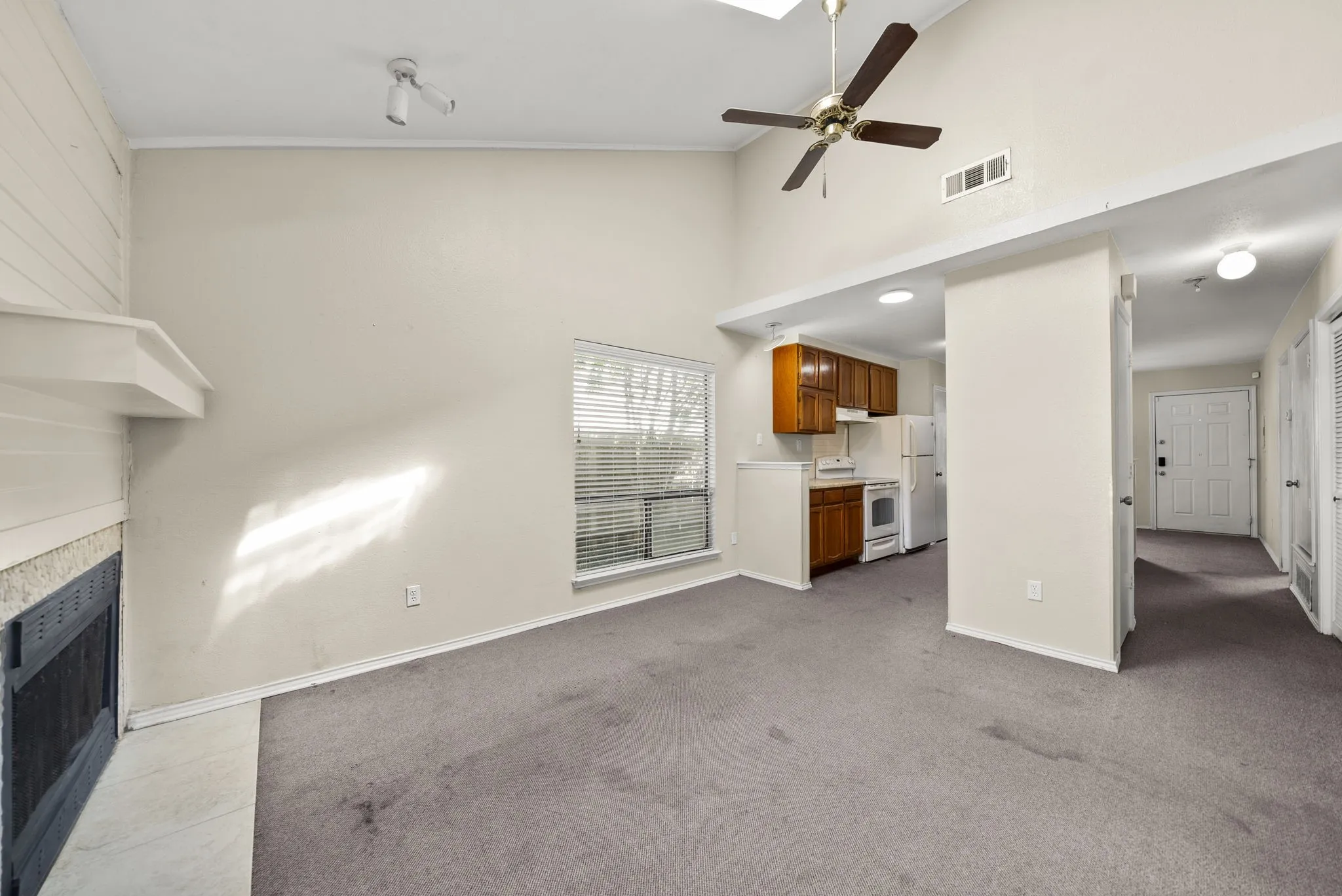 Single Family Residence For Sale in Collin County , 514 Pine Trail Drive, Allen, Texas 75002, 2 Bedroom, 2 Bathroom, Garage spaces, 992 Sqft, built in 1978, mls#21318152, Real Estate Agent in Allen, Homes For Sale in Collin county, Homes For Sale in Allen, Realtor in Allen Texas, Real Estate Brokerage Independent Realty Texas, Luminita Cordes Realtor
