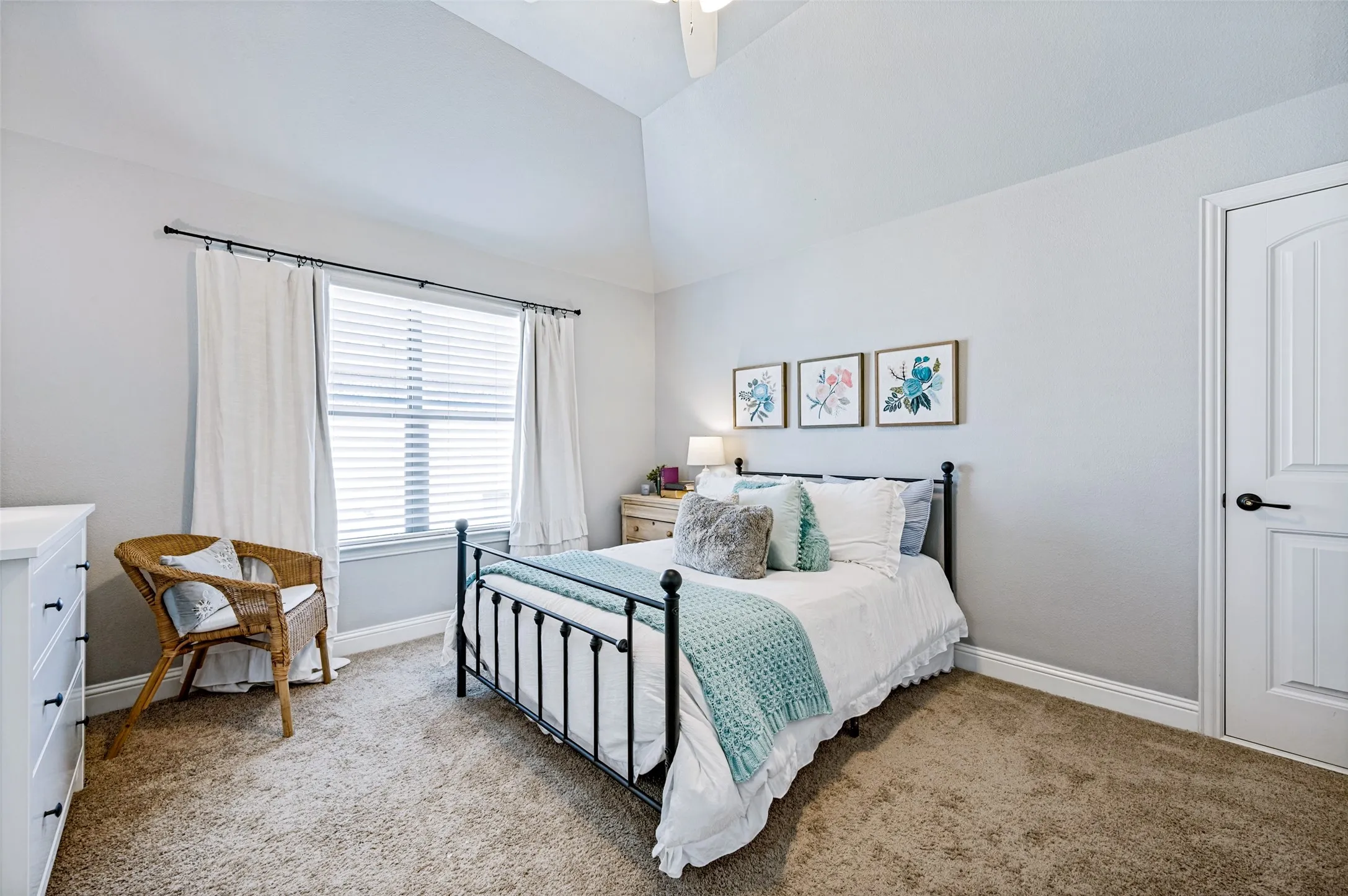 Bedroom that shares a Jack and Jill bathroom