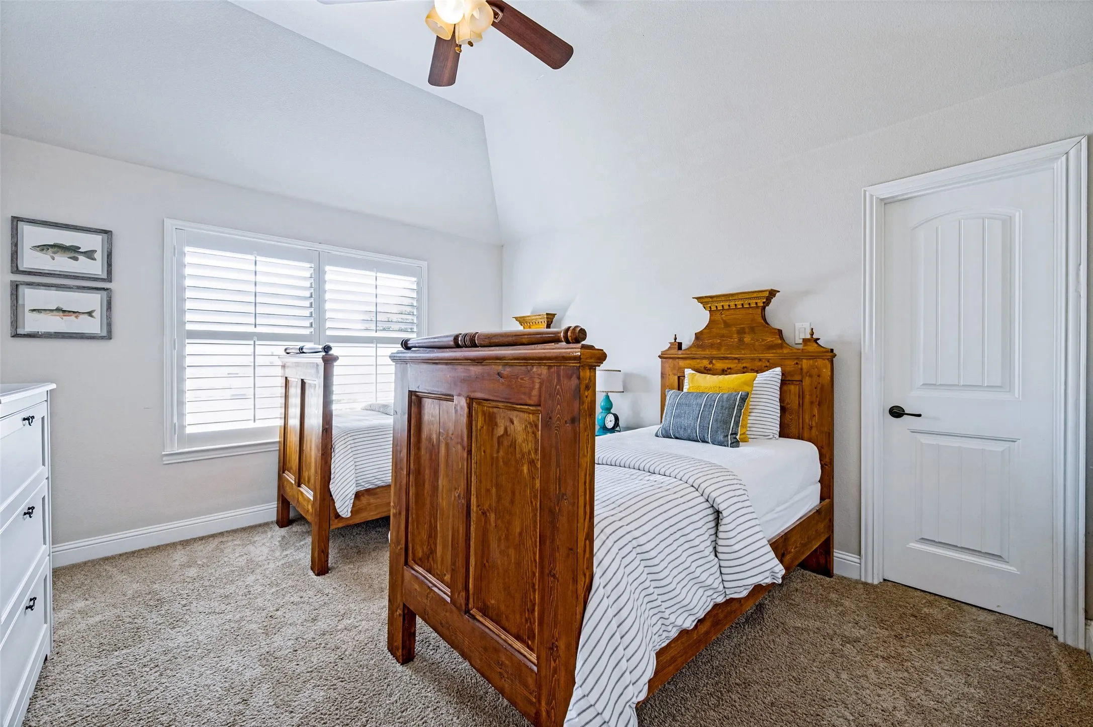 3rd Upstairs bedroom