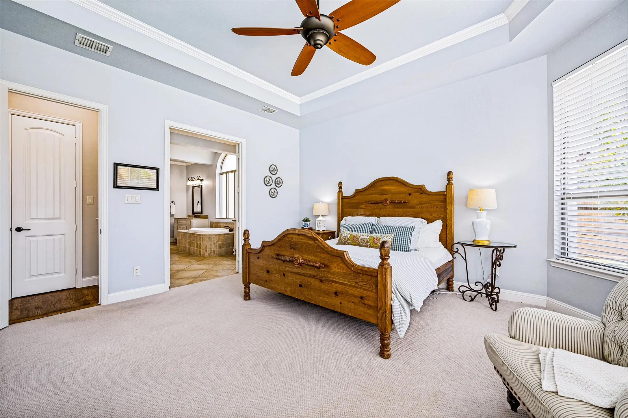 Single Family Residence For Sale in Collin County , 1301 Packsaddle Trail, Prosper, Texas 75078, 4 Bedroom, 4 Bathroom, 3 Garage spaces, 4,290 Sqft, built in 2013, mls#21319517, Real Estate Agent in Prosper, Homes For Sale in Collin county, Homes For Sale in Prosper, Realtor in Prosper Texas, Real Estate Brokerage Independent Realty Texas, Luminita Cordes Realtor