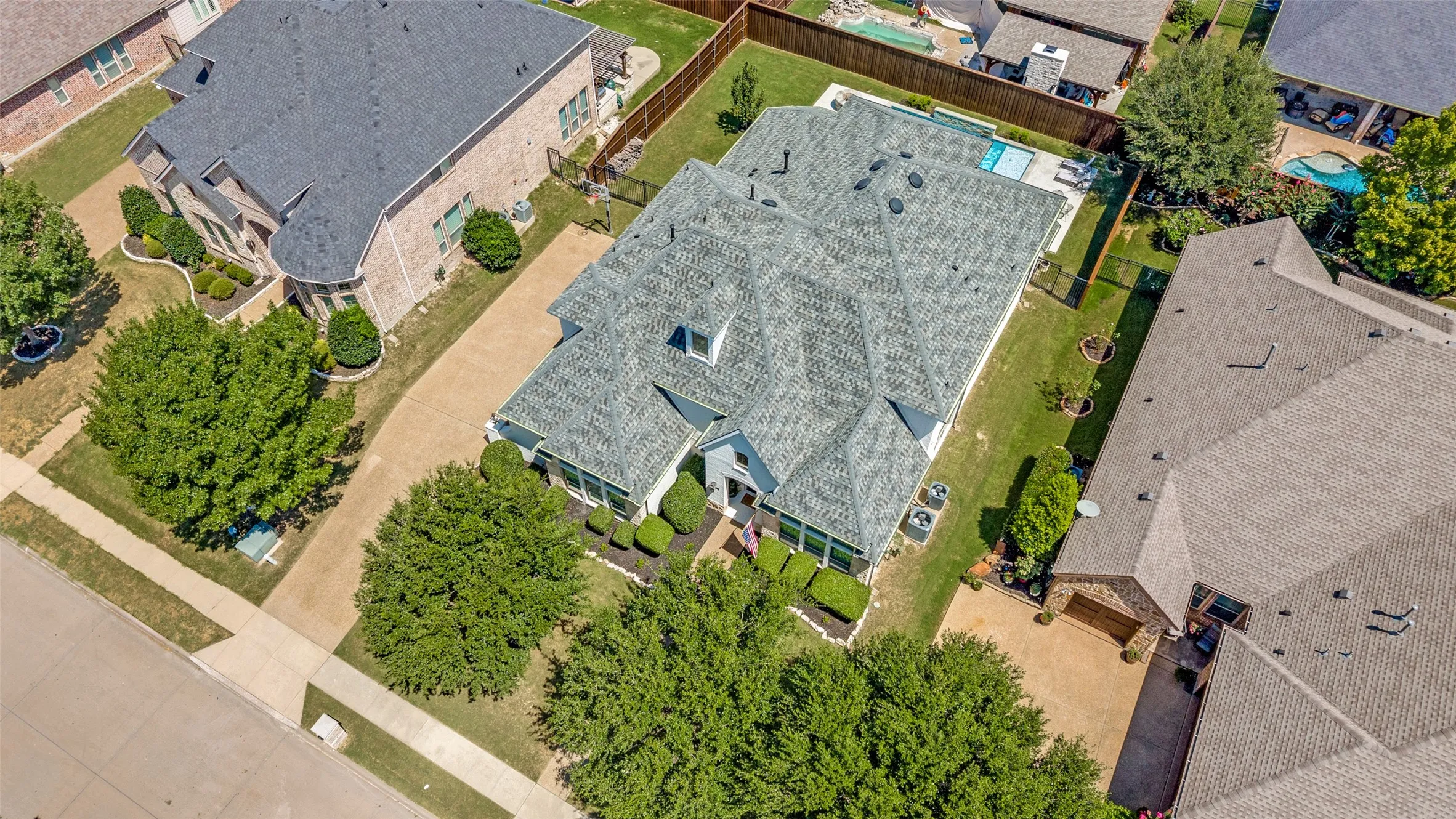 Single Family Residence For Sale in Collin County , 1301 Packsaddle Trail, Prosper, Texas 75078, 4 Bedroom, 4 Bathroom, 3 Garage spaces, 4,290 Sqft, built in 2013, mls#21319517, Real Estate Agent in Prosper, Homes For Sale in Collin county, Homes For Sale in Prosper, Realtor in Prosper Texas, Real Estate Brokerage Independent Realty Texas, Luminita Cordes Realtor