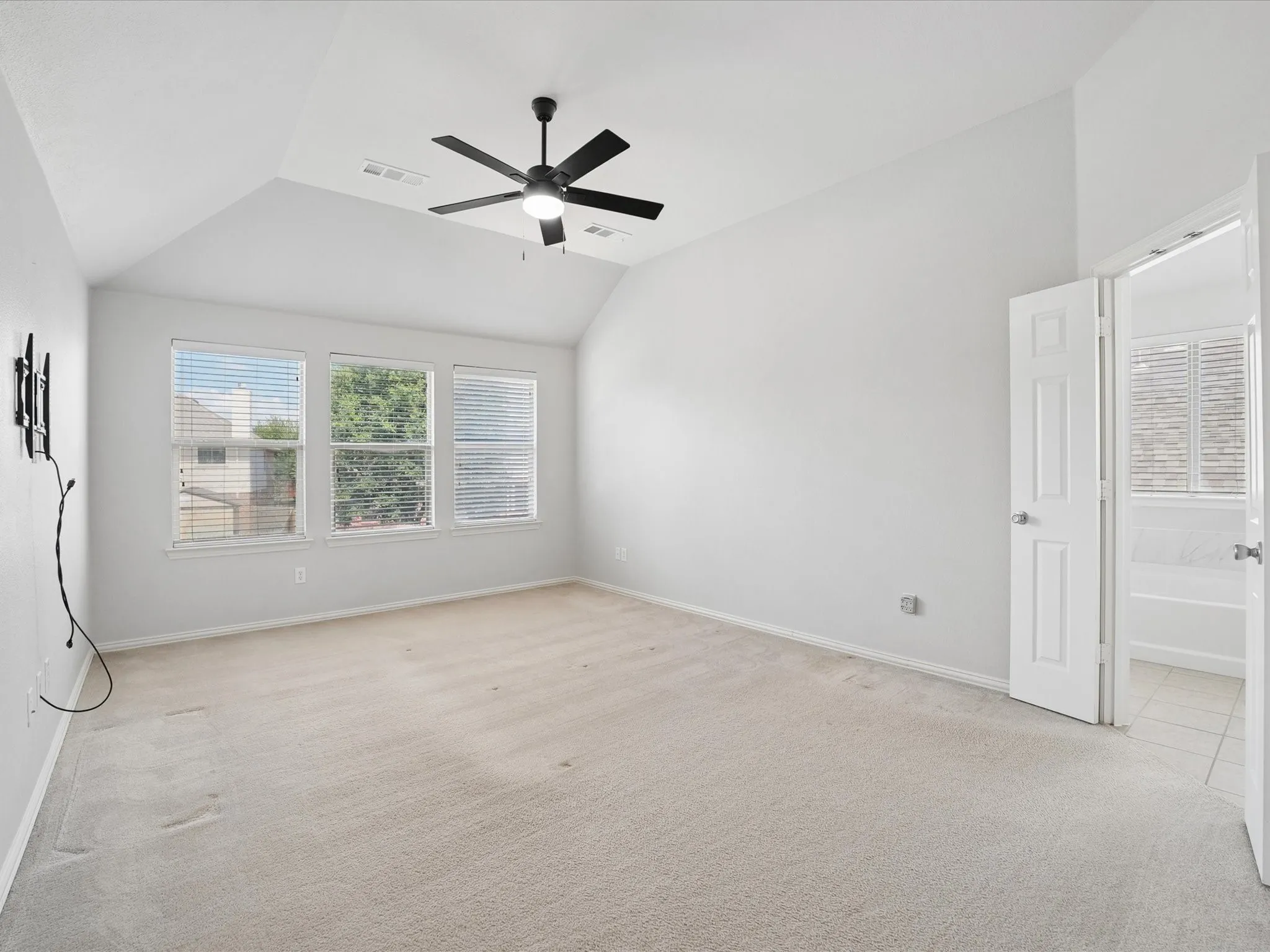 Single Family Residence For Sale in Collin County , 1907 Hidden Fairway Drive, Wylie, Texas 75098, 4 Bedroom, 3 Bathroom, 2 Garage spaces, 2,815 Sqft, built in 2010, mls#21325191, Real Estate Agent in Wylie, Homes For Sale in Collin county, Homes For Sale in Wylie, Realtor in Wylie Texas, Real Estate Brokerage Independent Realty Texas, Luminita Cordes Realtor