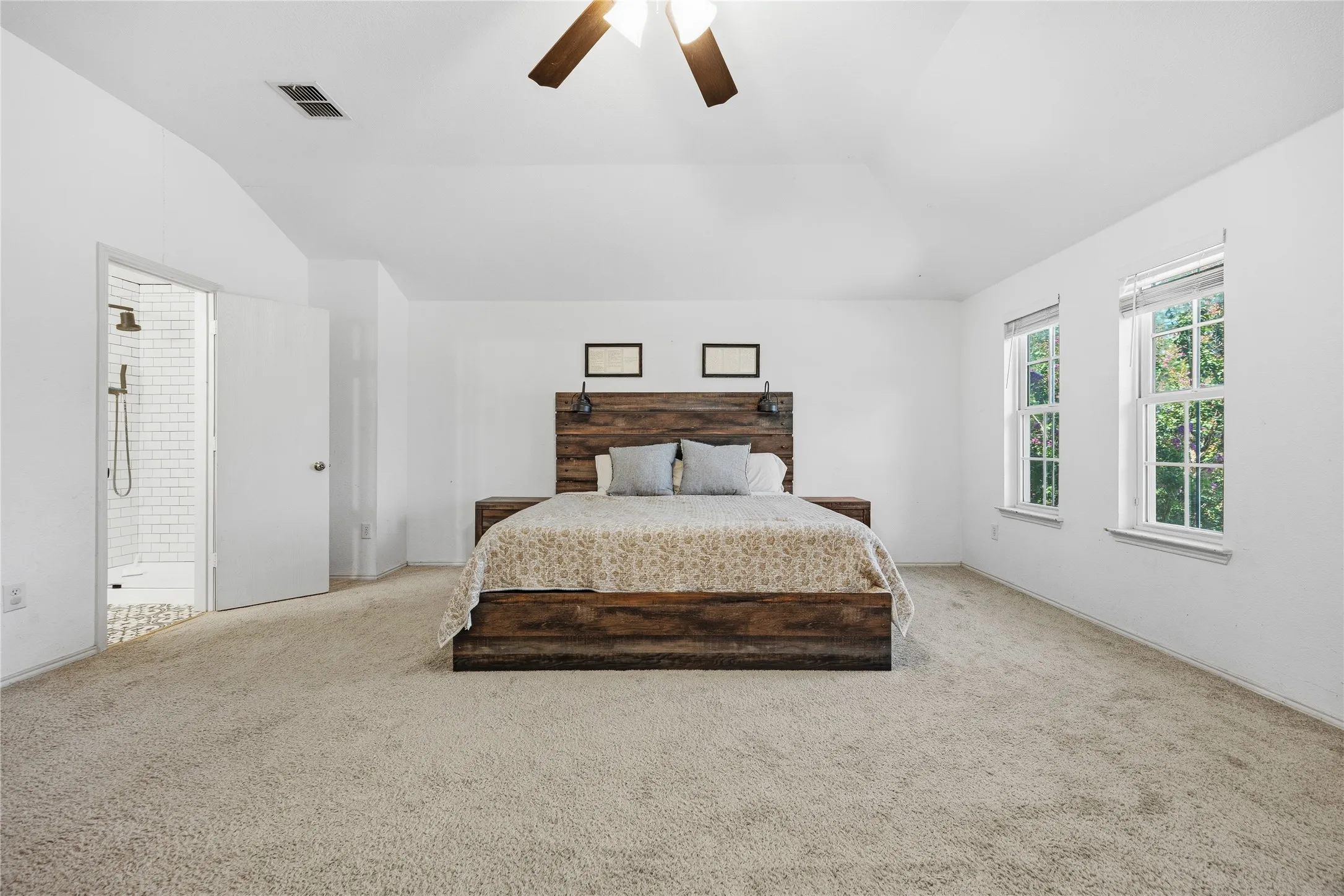 Single Family Residence For Sale in Collin County , 932 Cottonwood Trail, Anna, Texas 75409, 3 Bedroom, 3 Bathroom, 2 Garage spaces, 2,207 Sqft, built in 2008, mls#21319966, Real Estate Agent in Anna, Homes For Sale in Collin county, Homes For Sale in Anna, Realtor in Anna Texas, Real Estate Brokerage Independent Realty Texas, Luminita Cordes Realtor