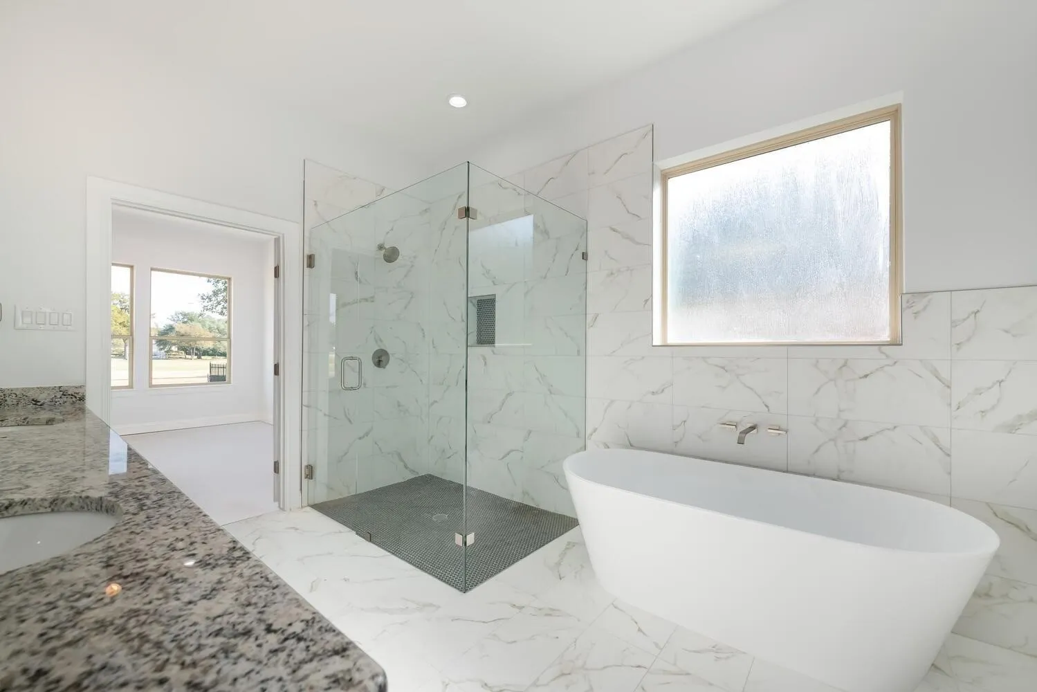 Single Family Residence For Sale in Hill County , 13027 Eagles Nest Drive, Whitney, Texas 76692, 3 Bedroom, 3 Bathroom, 2 Garage spaces, 2,302 Sqft, built in 2022, mls#21327028, Real Estate Agent in Whitney, Homes For Sale in Hill county, Homes For Sale in Whitney, Realtor in Whitney Texas, Real Estate Brokerage Independent Realty Texas, Luminita Cordes Realtor