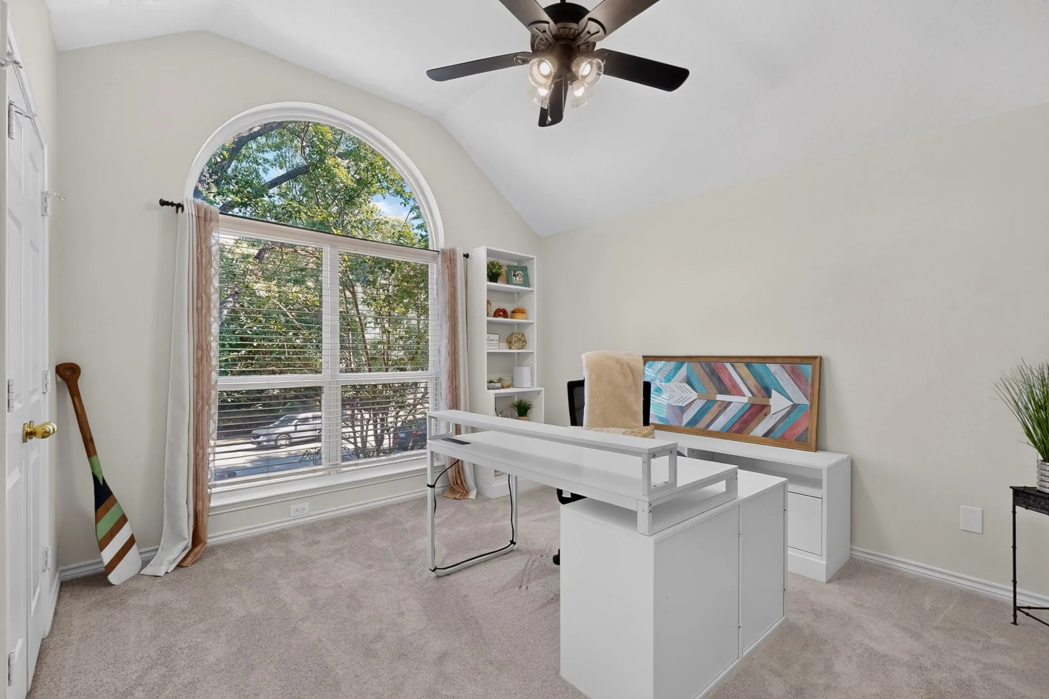 Single Family Residence For Sale in Tarrant County , 3400 Paint Brush Lane, Bedford, Texas 76021, 4 Bedroom, 3 Bathroom, 2 Garage spaces, 2,245 Sqft, built in 1988, mls#21327082, Real Estate Agent in Bedford, Homes For Sale in Tarrant county, Homes For Sale in Bedford, Realtor in Bedford Texas, Real Estate Brokerage Independent Realty Texas, Luminita Cordes Realtor