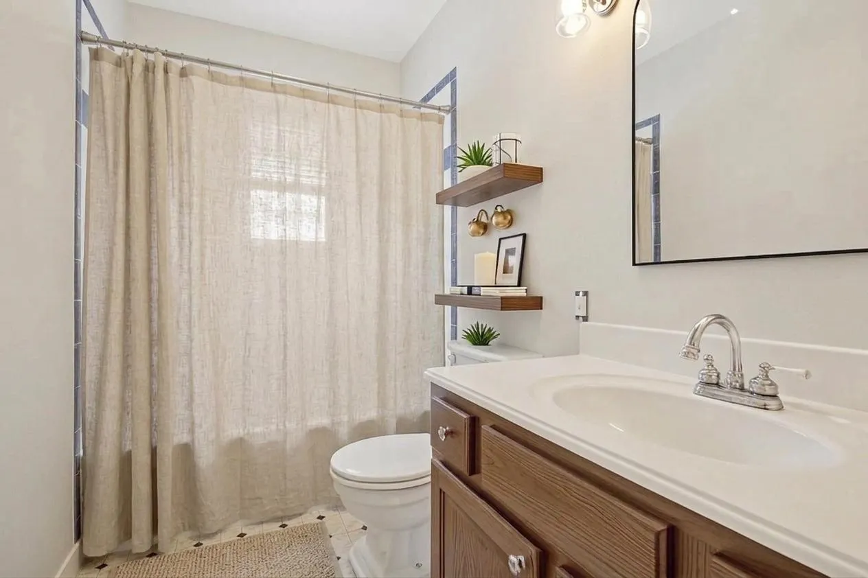 Single Family Residence For Sale in Collin County , 1341 Carlo Drive, Princeton, Texas 75407, 3 Bedroom, 2 Bathroom, 2 Garage spaces, 1,474 Sqft, built in 1997, mls#21309418, Real Estate Agent in Princeton, Homes For Sale in Collin county, Homes For Sale in Princeton, Realtor in Princeton Texas, Real Estate Brokerage Independent Realty Texas, Luminita Cordes Realtor