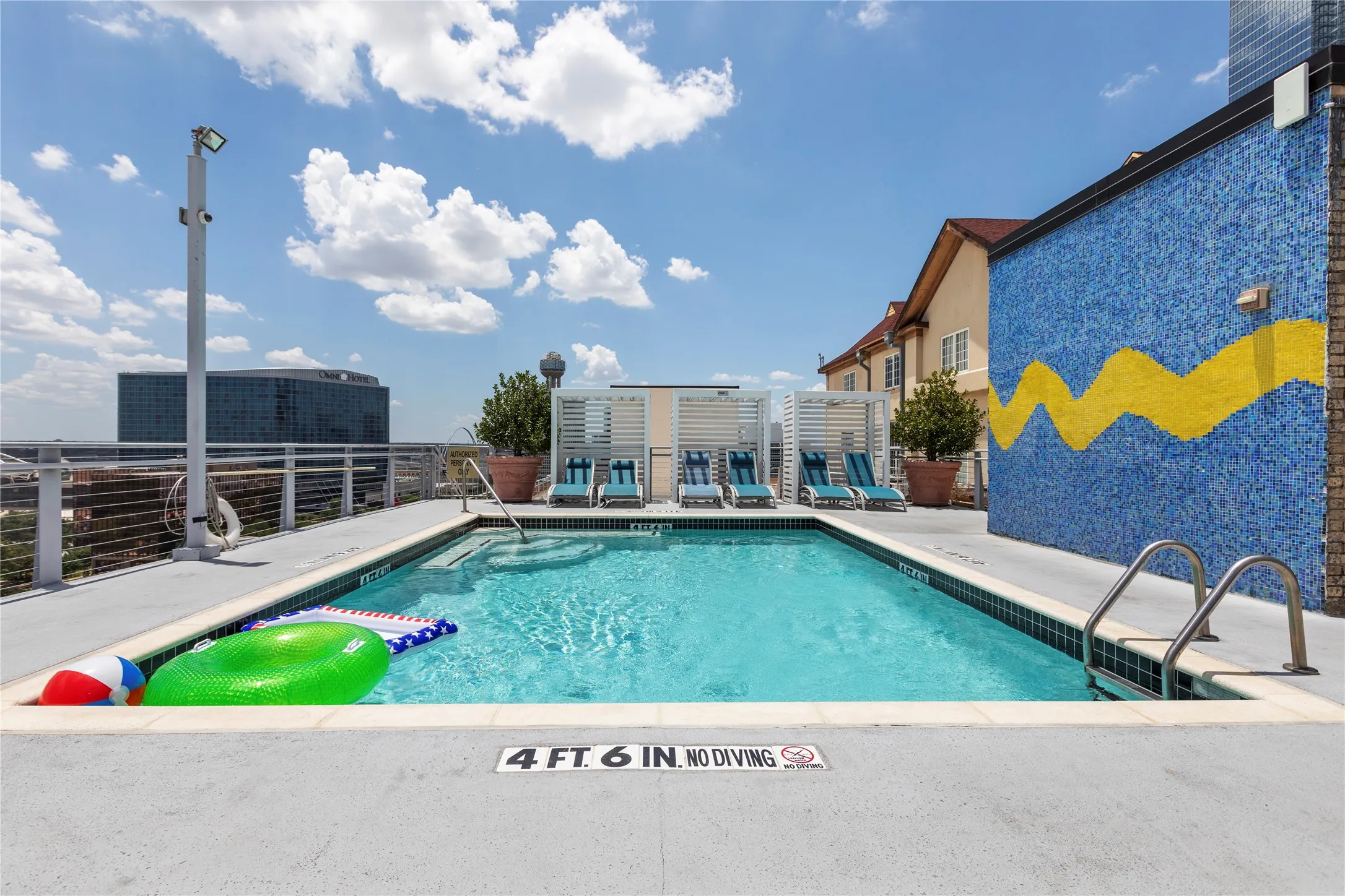 Condominium For Sale in Dallas County , 1122 Jackson Street 402, Dallas, Texas 75202, 2 Bedroom, 1 Bathroom, 2 Garage spaces, 1,411 Sqft, built in 1925, Price $310,000, mls#21325593, Real Estate Agent in Dallas, Homes For Sale in Dallas county, Homes For Sale in Dallas, Realtor in Dallas Texas, Real Estate Brokerage Independent Realty Texas, Luminita Cordes Realtor