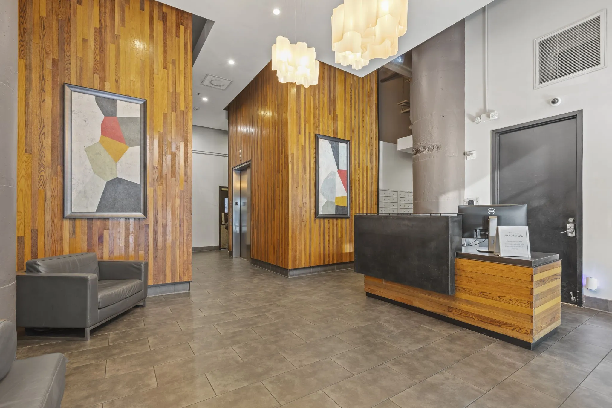 Condominium For Sale in Dallas County , 1122 Jackson Street 402, Dallas, Texas 75202, 2 Bedroom, 1 Bathroom, 2 Garage spaces, 1,411 Sqft, built in 1925, Price $310,000, mls#21325593, Real Estate Agent in Dallas, Homes For Sale in Dallas county, Homes For Sale in Dallas, Realtor in Dallas Texas, Real Estate Brokerage Independent Realty Texas, Luminita Cordes Realtor