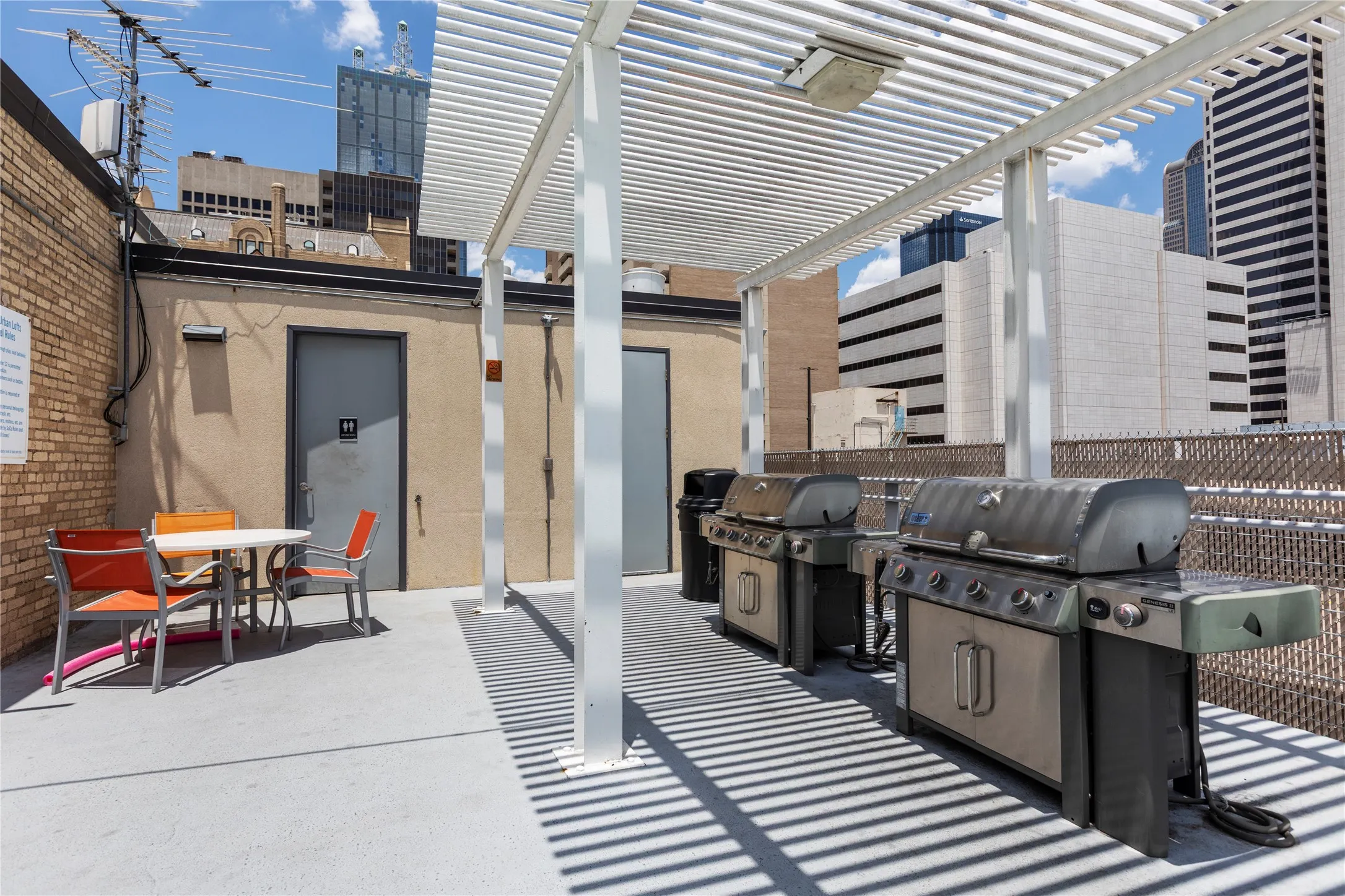 Condominium For Sale in Dallas County , 1122 Jackson Street 402, Dallas, Texas 75202, 2 Bedroom, 1 Bathroom, 2 Garage spaces, 1,411 Sqft, built in 1925, Price $310,000, mls#21325593, Real Estate Agent in Dallas, Homes For Sale in Dallas county, Homes For Sale in Dallas, Realtor in Dallas Texas, Real Estate Brokerage Independent Realty Texas, Luminita Cordes Realtor