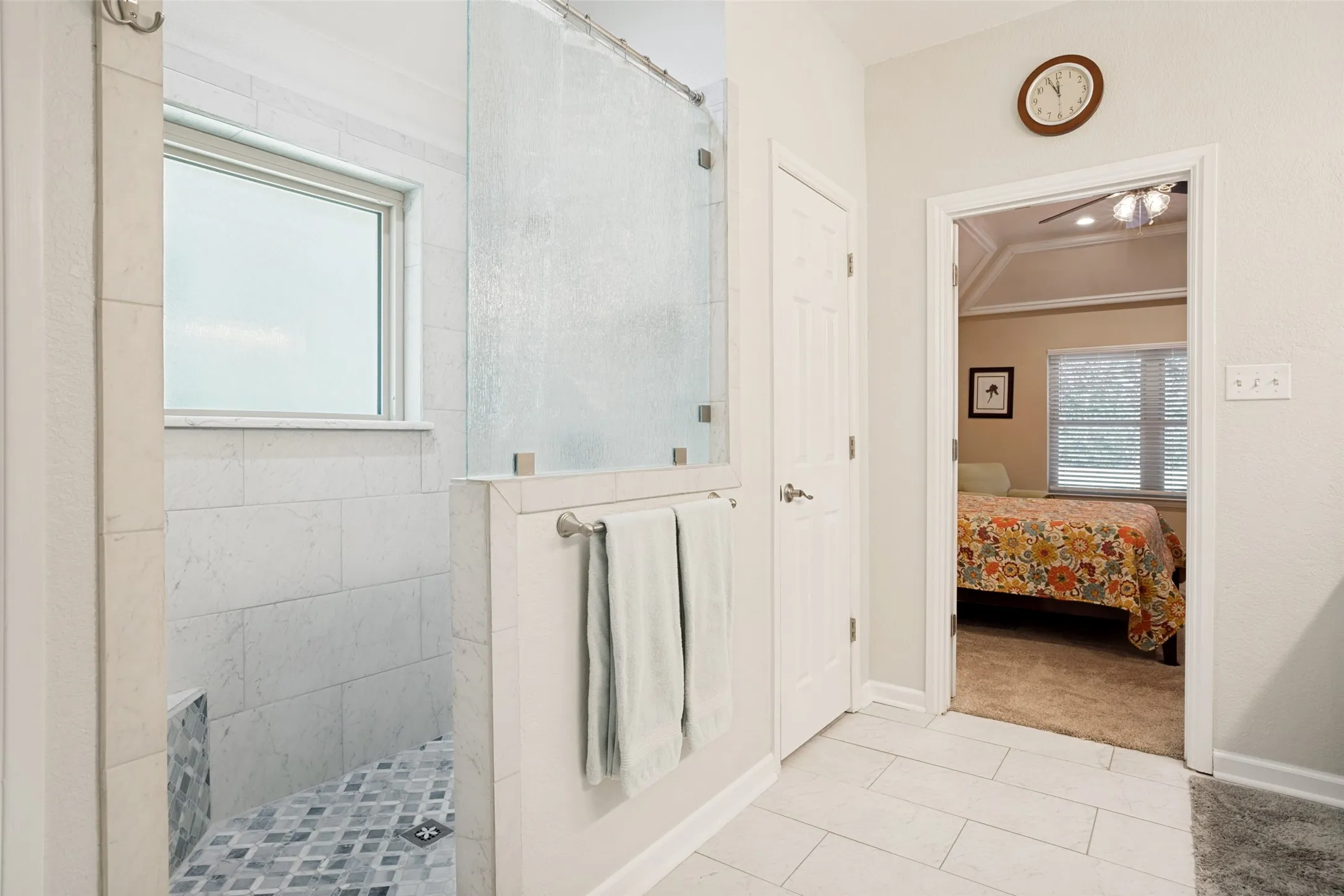 Single Family Residence For Sale in Wise County , 222 Hart Court, Runaway Bay, Texas 76426, 4 Bedroom, 2 Bathroom, 2 Garage spaces, 2,198 Sqft, built in 2002, mls#21323407, Real Estate Agent in Runaway Bay, Homes For Sale in Wise county, Homes For Sale in Runaway Bay, Realtor in Runaway Bay Texas, Real Estate Brokerage Independent Realty Texas, Luminita Cordes Realtor