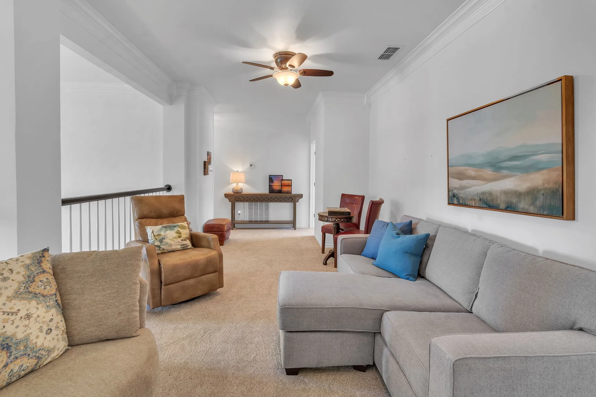 Townhouse For Sale in Parker County , 2144 Lakeforest Drive, Weatherford, Texas 76087, 3 Bedroom, 4 Bathroom, 2 Garage spaces, 1,959 Sqft, built in 1996, mls#21327067, Real Estate Agent in Weatherford, Homes For Sale in Parker county, Homes For Sale in Weatherford, Realtor in Weatherford Texas, Real Estate Brokerage Independent Realty Texas, Luminita Cordes Realtor