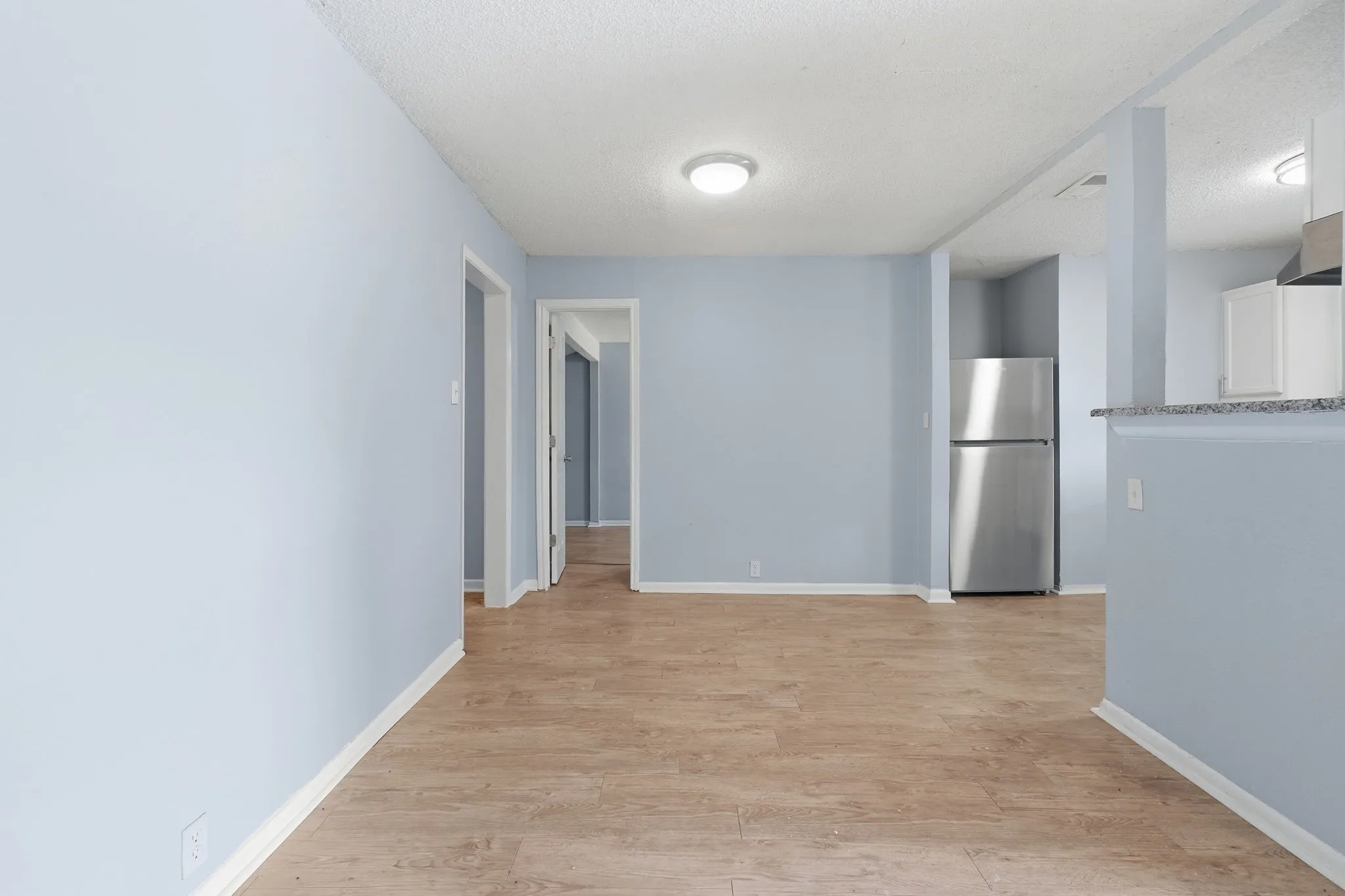Single Family Residence For Sale in Johnson County , 1401 Granbury Street, Cleburne, Texas 76033, 4 Bedroom, 2 Bathroom, Garage spaces, 1,438 Sqft, built in 1955, mls#21318395, Real Estate Agent in Cleburne, Homes For Sale in Johnson county, Homes For Sale in Cleburne, Realtor in Cleburne Texas, Real Estate Brokerage Independent Realty Texas, Luminita Cordes Realtor