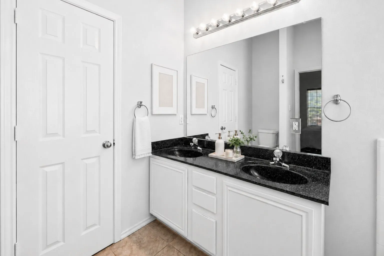 Single Family Residence For Sale in Tarrant County , 3908 Cannonwood Drive, Fort Worth, Texas 76137, 4 Bedrooms, 3 Bathrooms, 2 Garage spaces, 1,912 Sqft, built in 1997, Price $345,000, mls#21325320, Real Estate Agent in Fort Worth, Homes For Sale in Tarrant county, Homes For Sale in Fort Worth, Realtor in Fort Worth Texas, Real Estate Brokerage Independent Realty Texas, Luminita Cordes Realtor