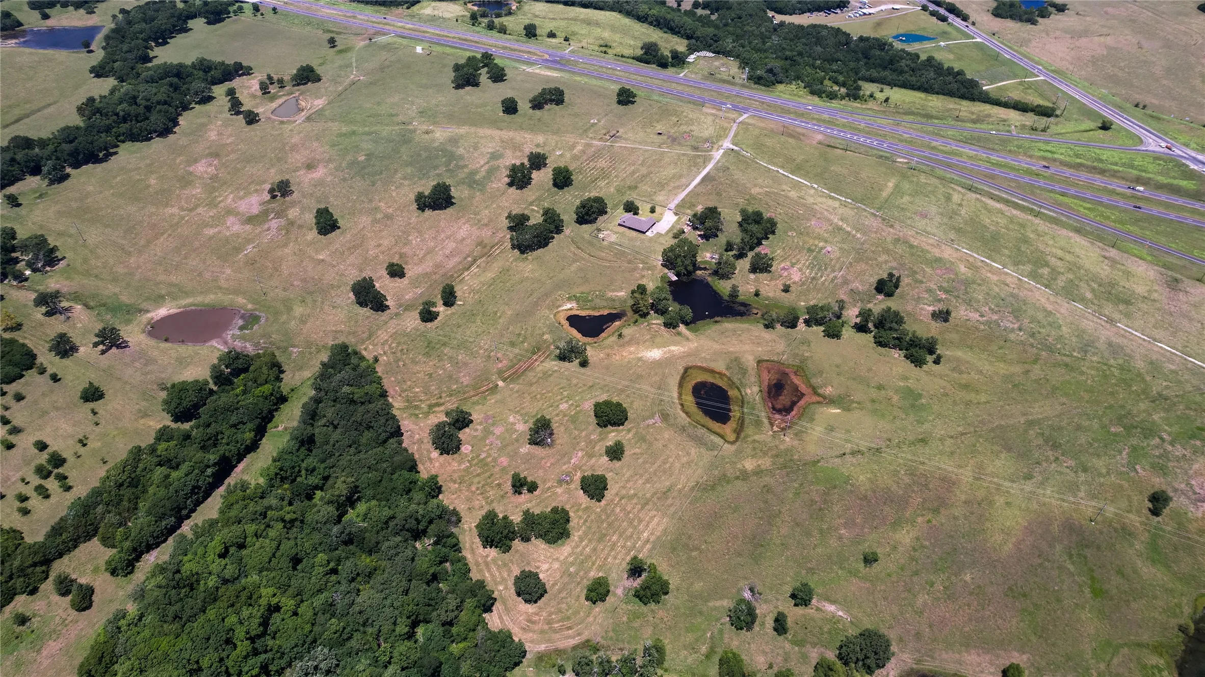Unimproved Land For Sale in Grayson County , TBD US 82, Bells, Texas 75414, 0, 0, Garage spaces, 0 Sqft, built in 2004, mls#21327086, Real Estate Agent in Bells, Homes For Sale in Grayson county, Homes For Sale in Bells, Realtor in Bells Texas, Real Estate Brokerage Independent Realty Texas, Luminita Cordes Realtor