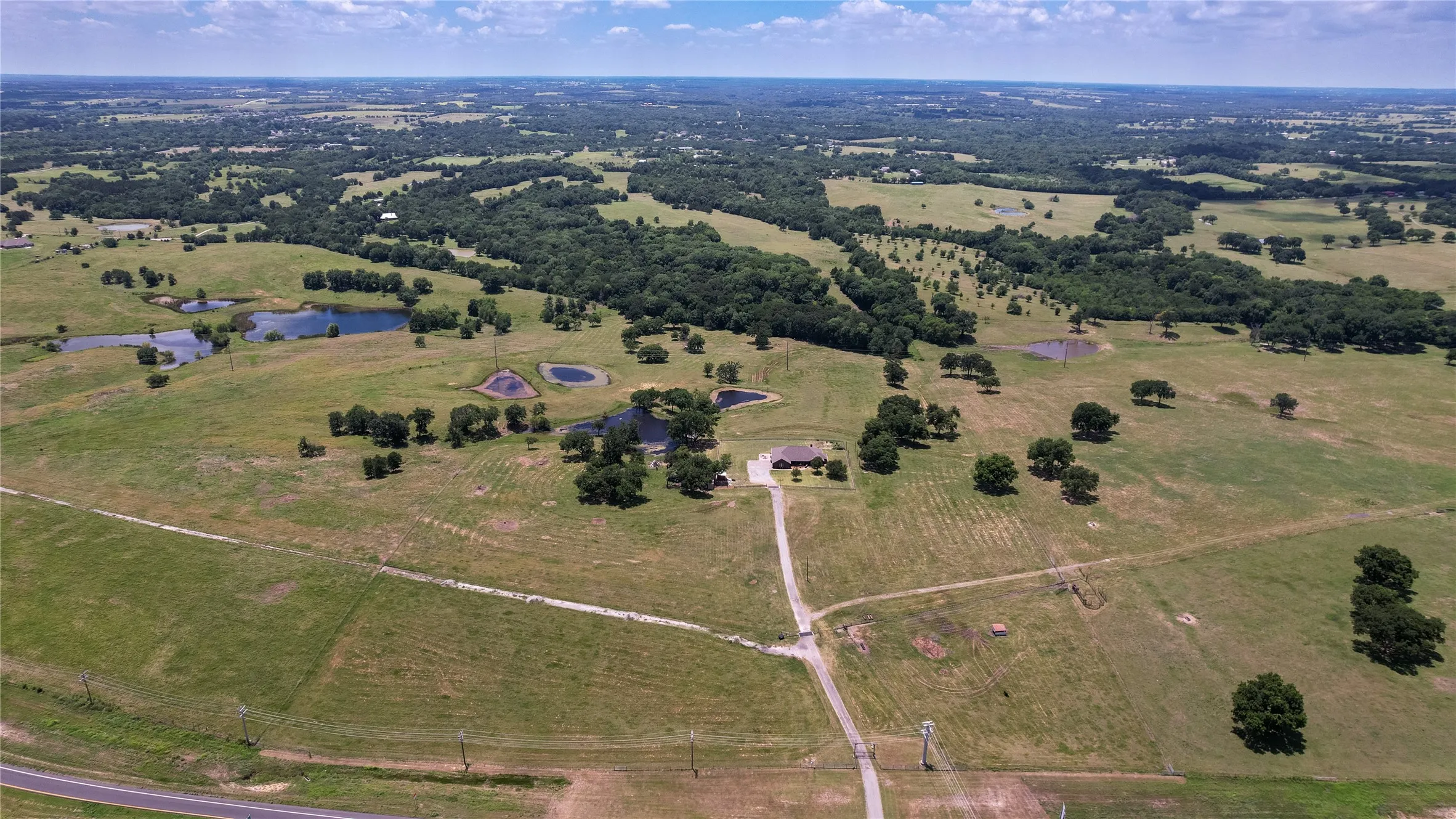 Unimproved Land For Sale in Grayson County , TBD US 82, Bells, Texas 75414, 0, 0, Garage spaces, 0 Sqft, built in 2004, mls#21327086, Real Estate Agent in Bells, Homes For Sale in Grayson county, Homes For Sale in Bells, Realtor in Bells Texas, Real Estate Brokerage Independent Realty Texas, Luminita Cordes Realtor