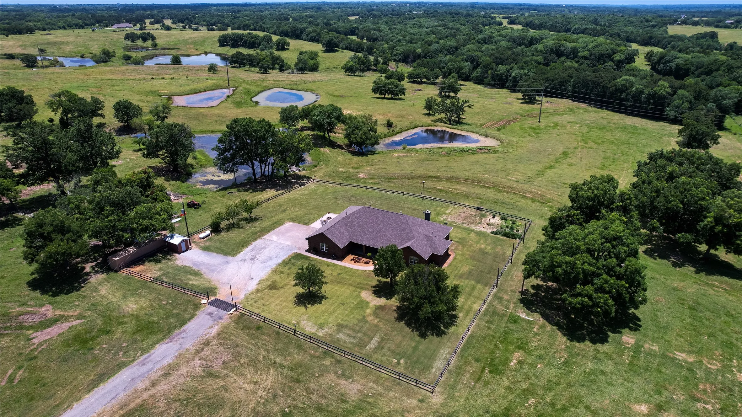 Unimproved Land For Sale in Grayson County , TBD US 82, Bells, Texas 75414, 0, 0, Garage spaces, 0 Sqft, built in 2004, mls#21327086, Real Estate Agent in Bells, Homes For Sale in Grayson county, Homes For Sale in Bells, Realtor in Bells Texas, Real Estate Brokerage Independent Realty Texas, Luminita Cordes Realtor