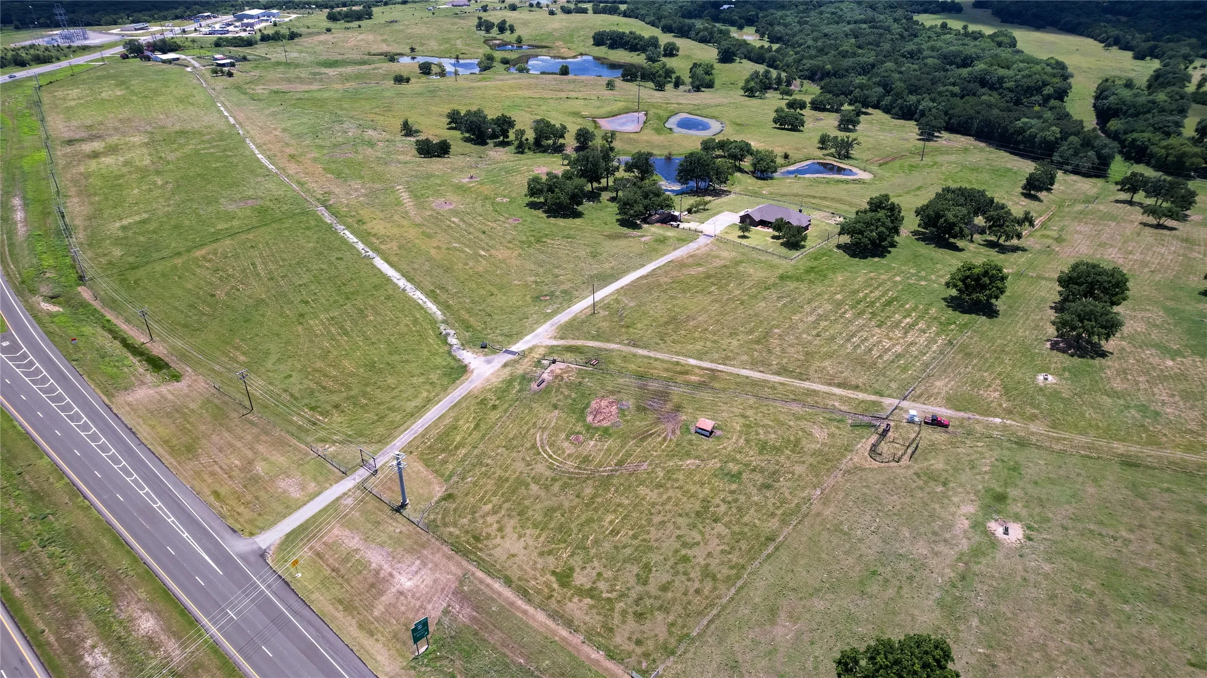 Unimproved Land For Sale in Grayson County , TBD US 82, Bells, Texas 75414, 0, 0, Garage spaces, 0 Sqft, built in 2004, mls#21327086, Real Estate Agent in Bells, Homes For Sale in Grayson county, Homes For Sale in Bells, Realtor in Bells Texas, Real Estate Brokerage Independent Realty Texas, Luminita Cordes Realtor