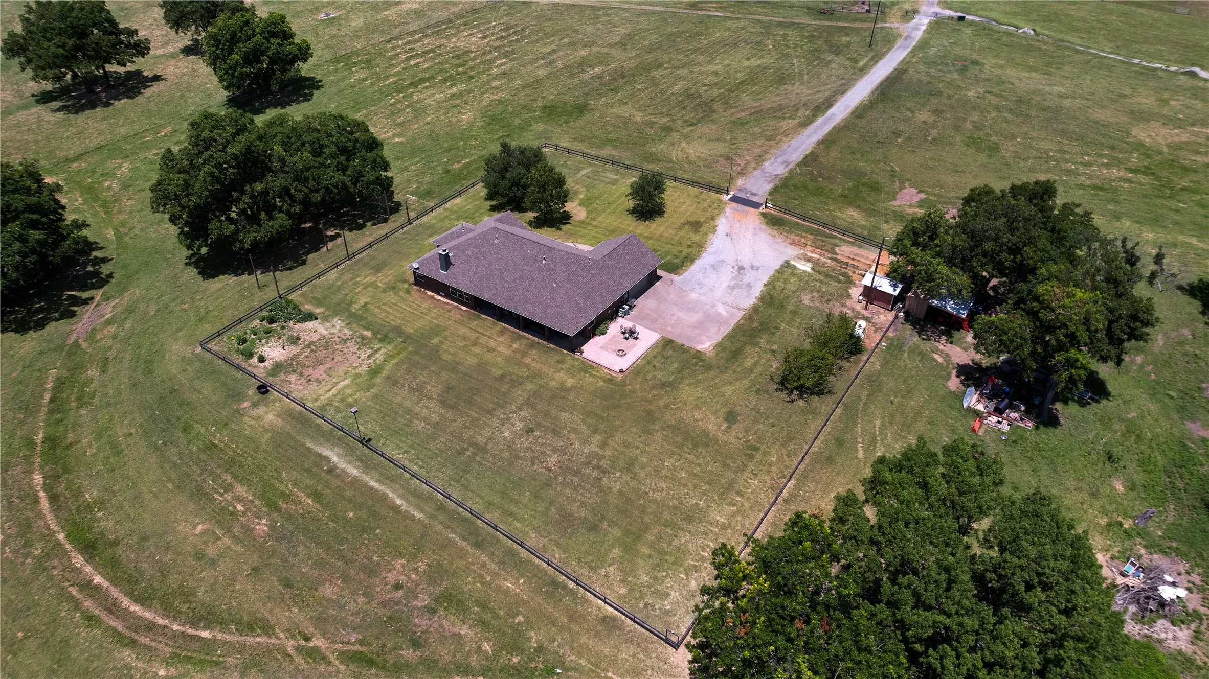 Unimproved Land For Sale in Grayson County , TBD US 82, Bells, Texas 75414, 0, 0, Garage spaces, 0 Sqft, built in 2004, mls#21327086, Real Estate Agent in Bells, Homes For Sale in Grayson county, Homes For Sale in Bells, Realtor in Bells Texas, Real Estate Brokerage Independent Realty Texas, Luminita Cordes Realtor