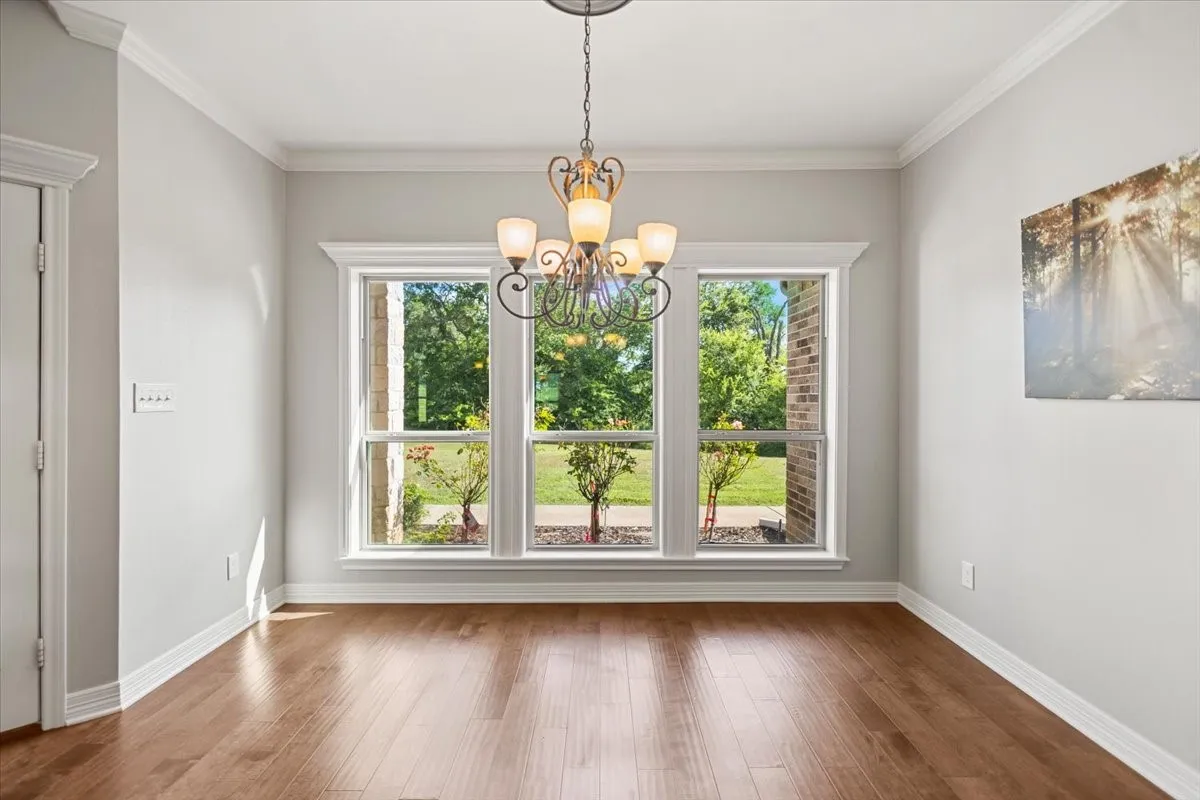 Single Family Residence For Sale in Smith County , 19623 Dove Ridge Drive, Lindale, Texas 75771, 3 Bedroom, 3 Bathroom, 2 Garage spaces, 2,314 Sqft, built in 2014, mls#21322735, Real Estate Agent in Lindale, Homes For Sale in Smith county, Homes For Sale in Lindale, Realtor in Lindale Texas, Real Estate Brokerage Independent Realty Texas, Luminita Cordes Realtor