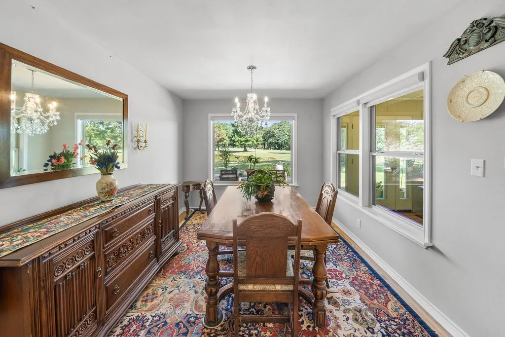 Single Family Residence For Sale in Smith County , 235 Fairlawn Drive, Hideaway, Texas 75771, 3 Bedroom, 3 Bathroom, 2 Garage spaces, 2,087 Sqft, built in 1981, mls#21324633, Real Estate Agent in Hideaway, Homes For Sale in Smith county, Homes For Sale in Hideaway, Realtor in Hideaway Texas, Real Estate Brokerage Independent Realty Texas, Luminita Cordes Realtor